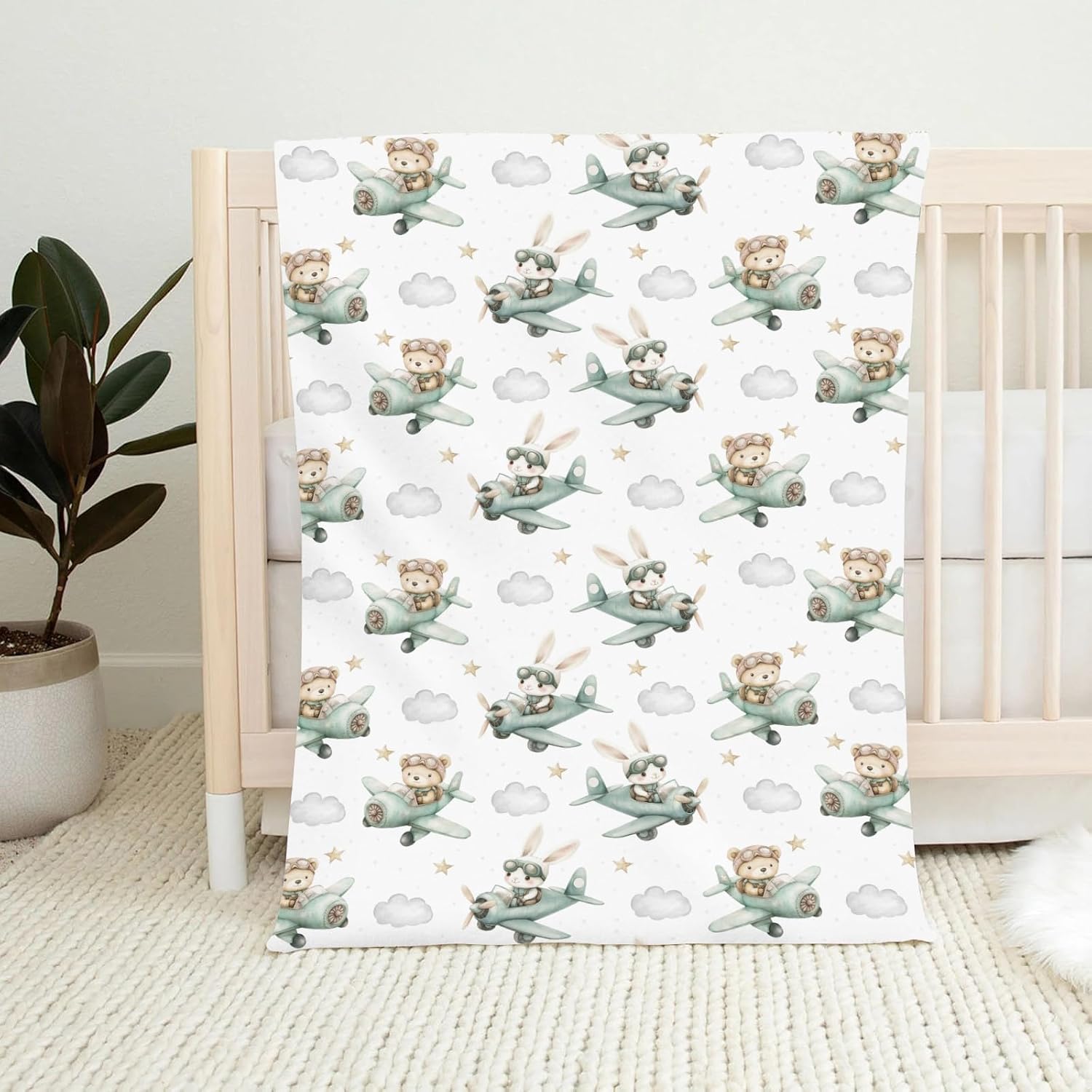 MANTA DE FRANELA PARA BEBÉ WICBFDFV CON DISEÑO DE OSITOS, CONEJITOS Y AVIONES VERDE Y BLANCO - 2