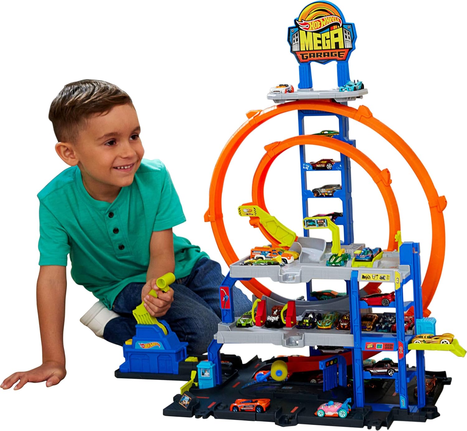 HOT WHEELS MEGA LOOP GARAGE TRACK SET CON AUTO Y HELICÓPTERO DE JUGUETE - 1
