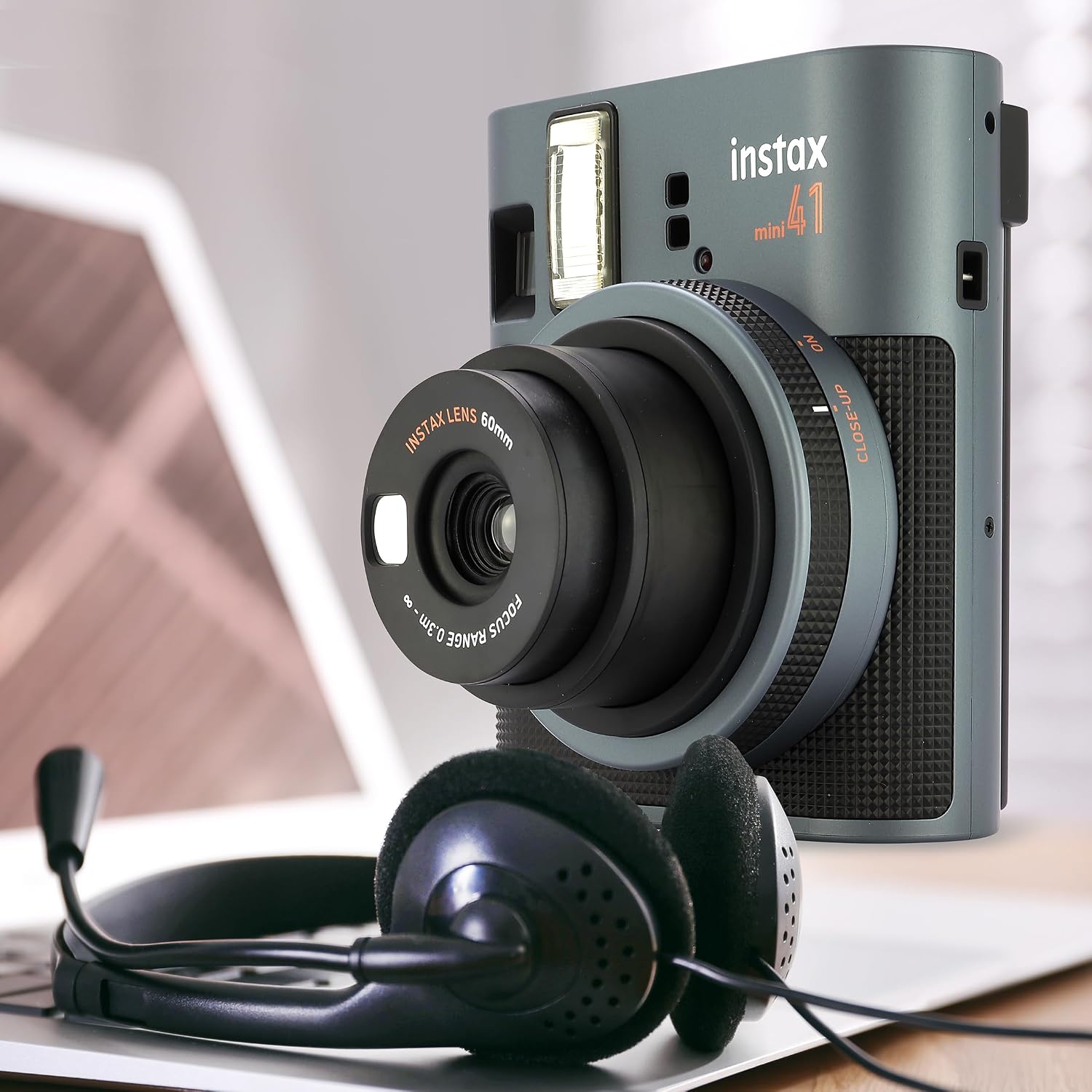 CÁMARA INSTANTÁNEA FUJIFILM INSTAX MINI 41 CON 20 PELÍCULAS, ESTUCHE, ÁLBUM Y PAÑO - 5