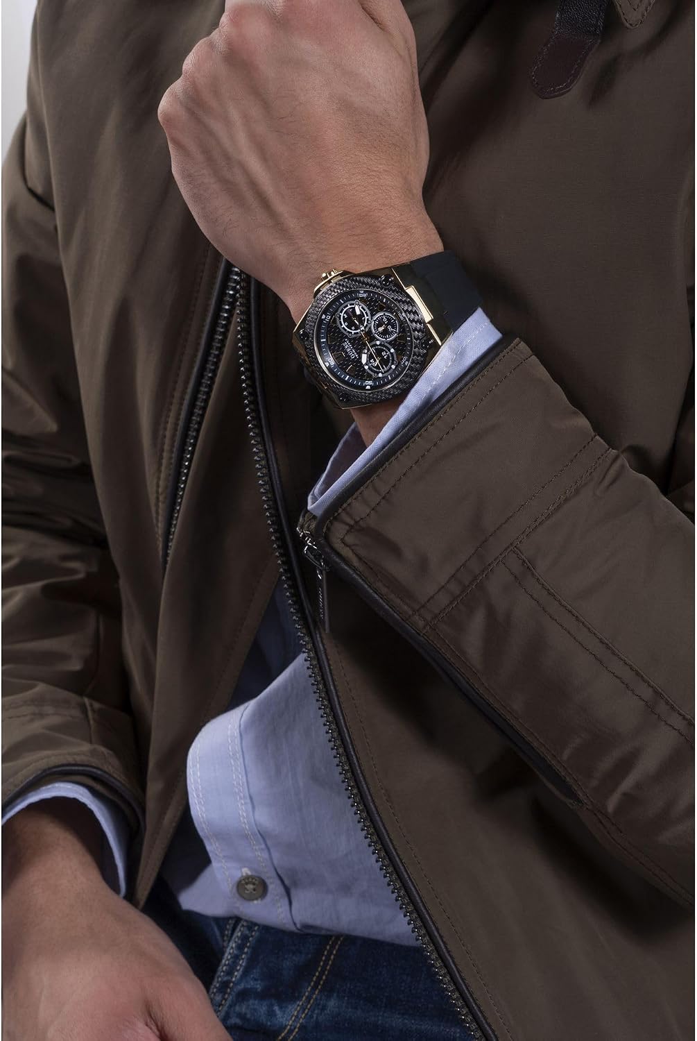 RELOJ DE PULSERA GUESS PARA HOMBRE ACERO INOXIDABLE CUARZO NEGRO Y DORADO - 5