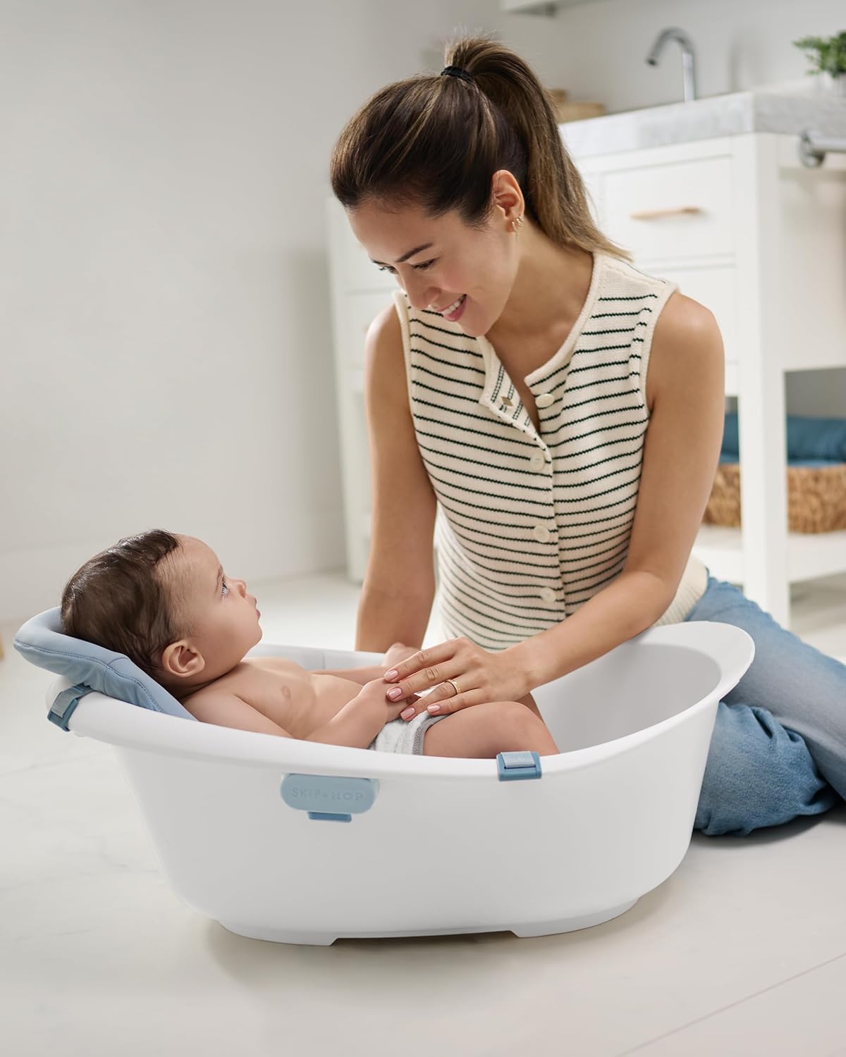BAÑERA PARA BEBÉ SKIP HOP WAVE 4 EN 1 CON SOPORTE Y CABESTRILLO - 4