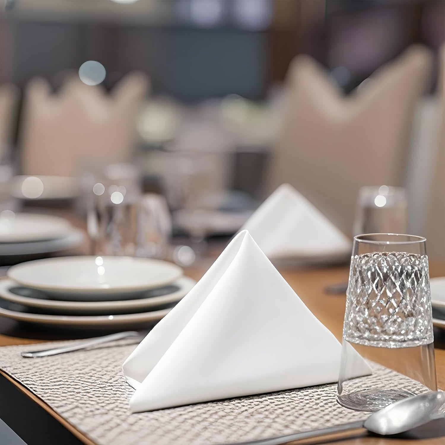 SERVILLETAS DE TELA FOLINSYHOME BLANCAS SET DE 12 PIEZAS 20X20 PULGADAS - 5