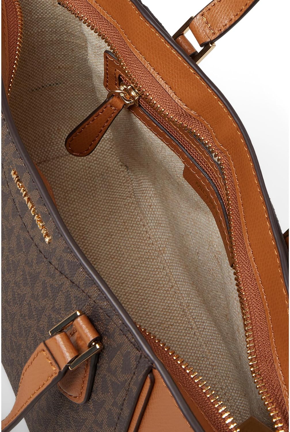 BOLSO CRUZADO PEQUEÑO MICHAEL KORS TARYN CONVERTIBLE MARRÓN CON HERRAJES DORADOS - 2