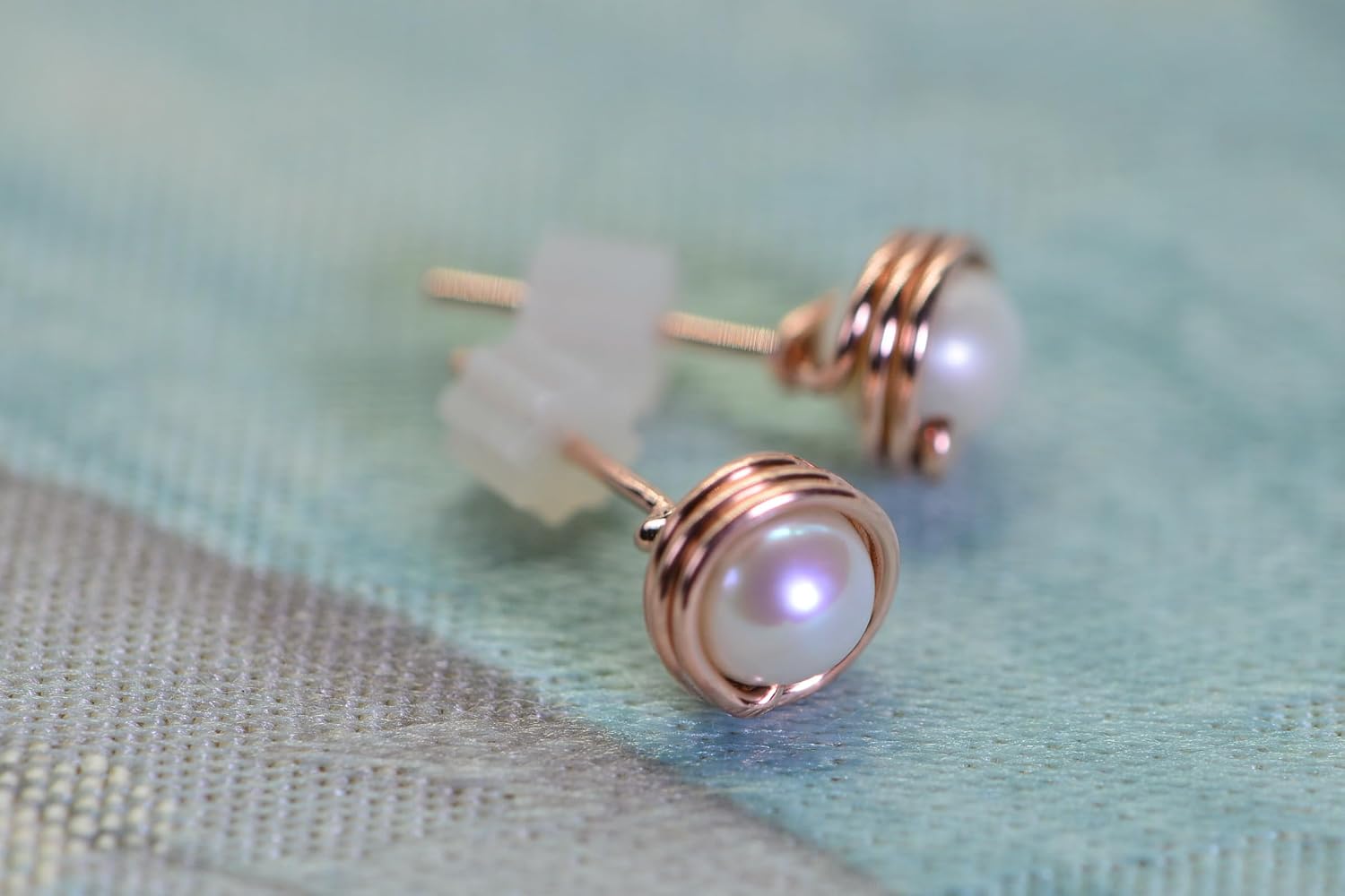 ARETES DE PIEDRA DE LUNA NATURAL ENVUELTOS EN COBRE 6MM - 2