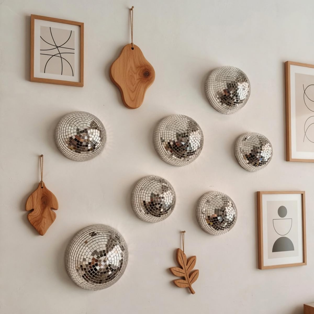 JUEGO DE 7 ADORNOS DE PARED DE MEDIA BOLA DE ESPEJO DISCO PLATEADO - 3