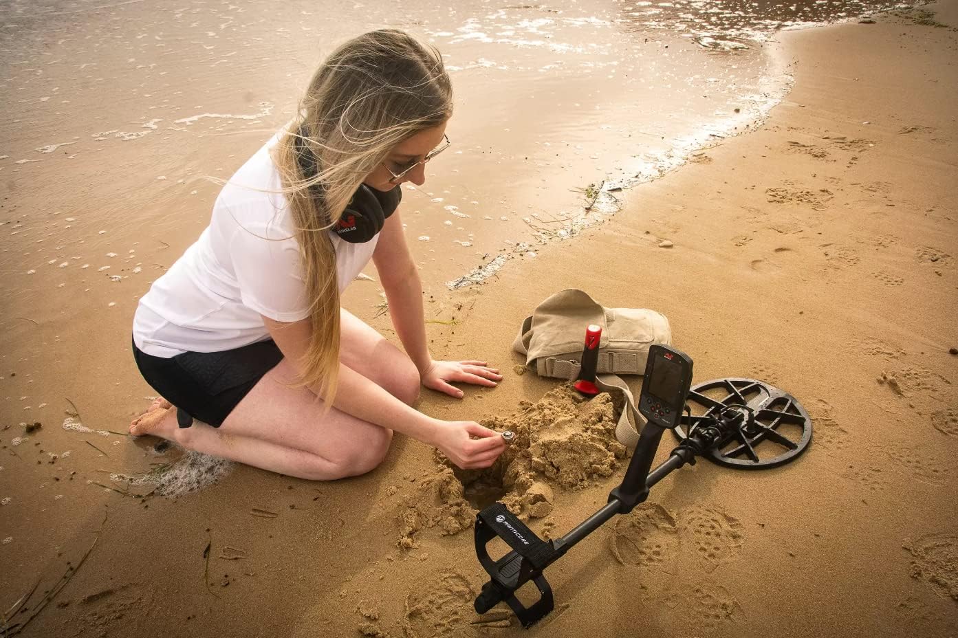 DETECTOR DE METALES MINELAB MANTICORE MULTI-IQ+ IMPERMEABLE CON BOBINA DOBLE DE 11 PULGADAS - 2