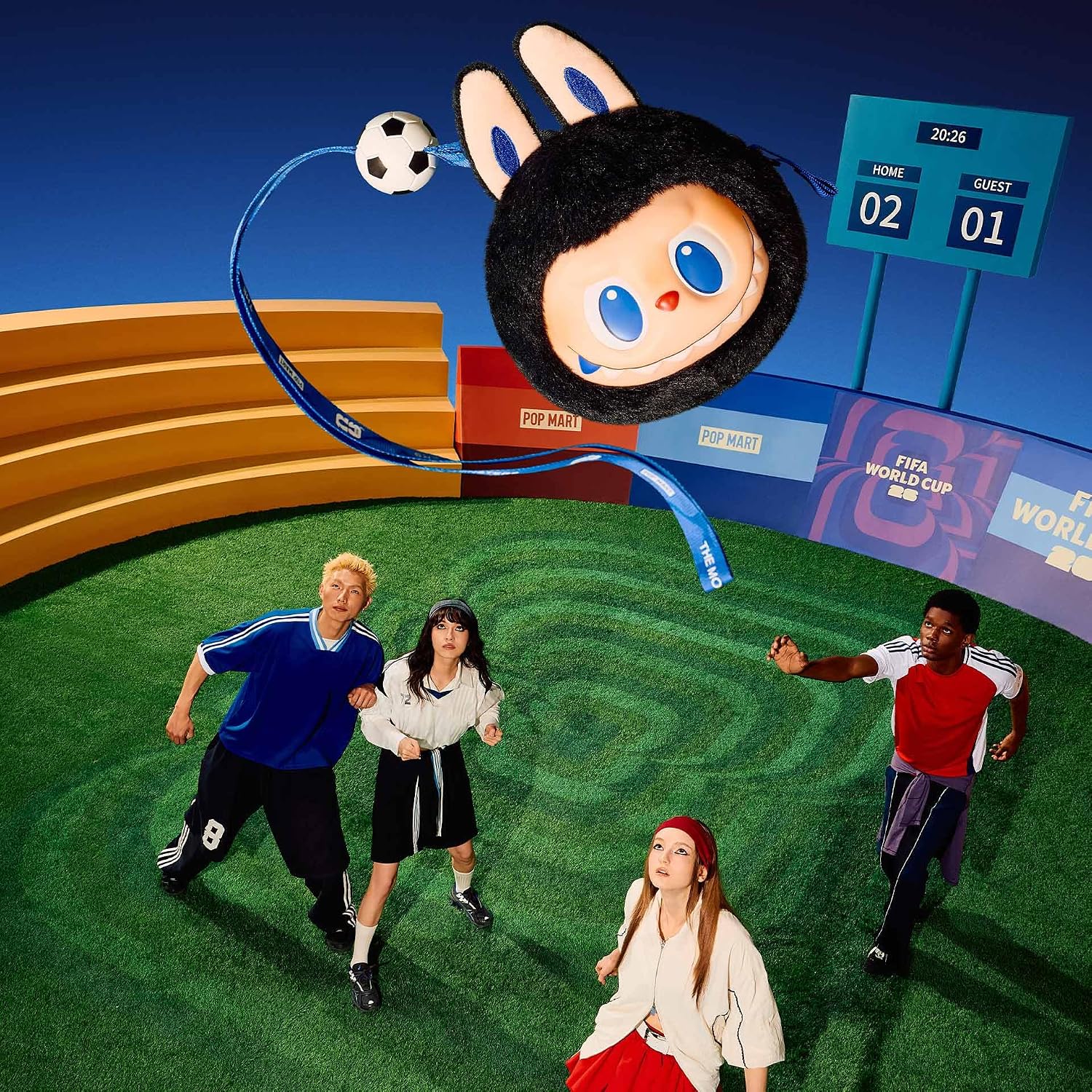 LLAVERO POP MART THE MONSTERS FIFA WORLD CUP 2026 CON COLGANTE LABUBU - 3