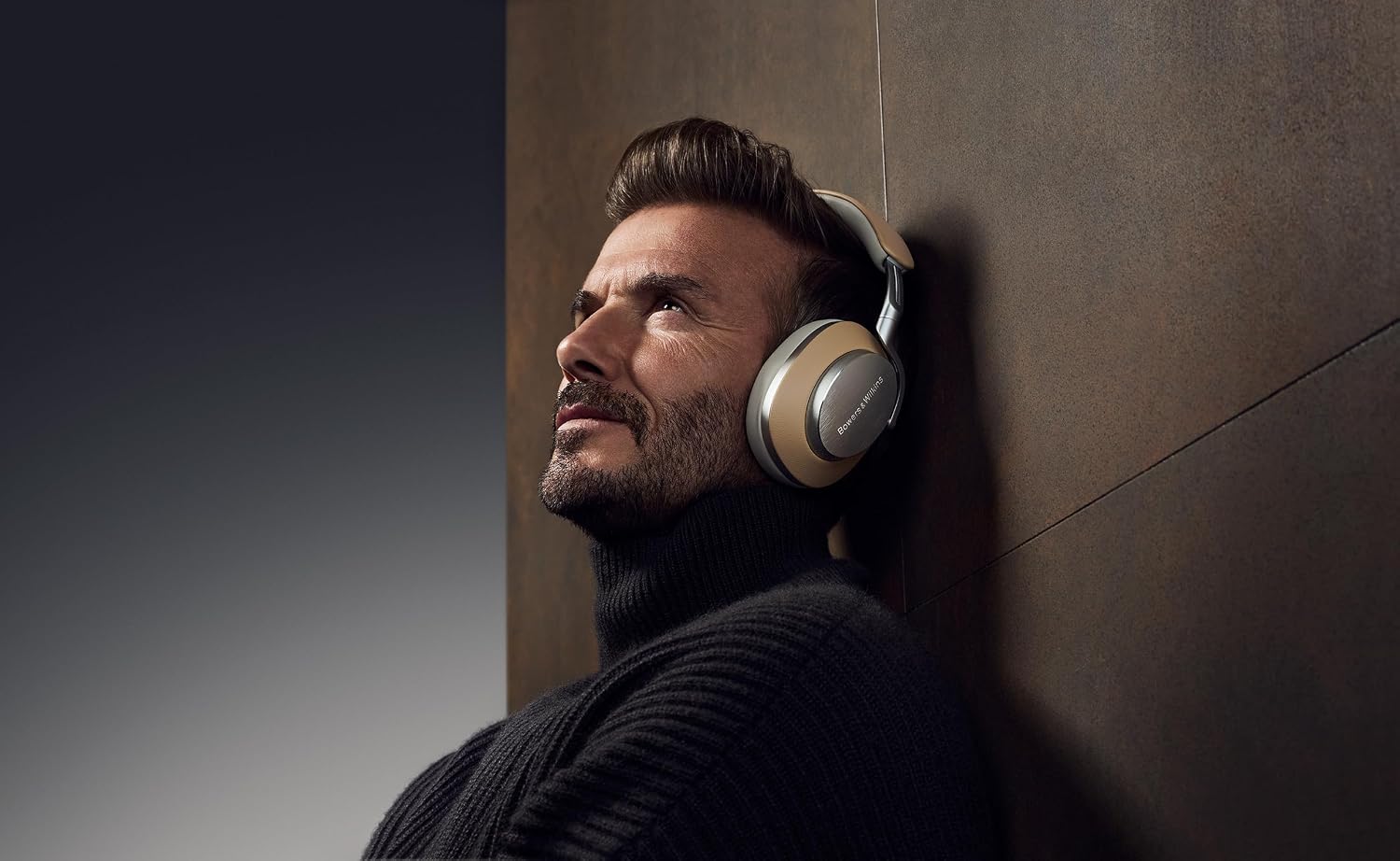 AUDÍFONOS OVER-EAR INALÁMBRICOS BOWERS Y WILKINS PX8 ROYAL BURGUNDY - 2