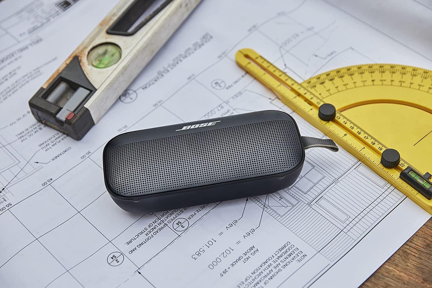 PARLANTE PORTÁTIL BOSE SOUNDLINK FLEX BLUETOOTH IMPERMEABLE NEGRO REACONDICIONADO - 5