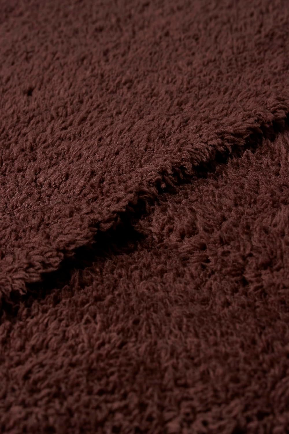 MANTA BAREFOOT DREAMS COZYCHIC THROW CRIMSON 54X72 PULGADAS - 2