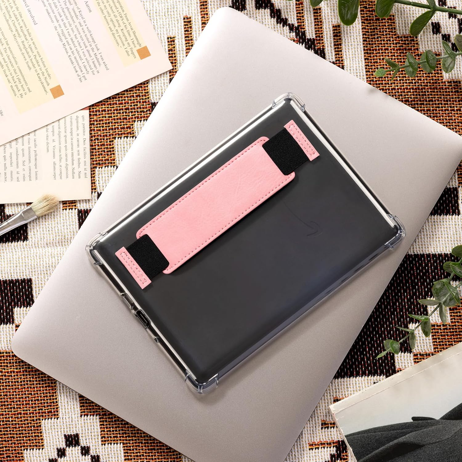 ESTUCHE IDLEHANDS 7 PULGADAS CON CORREA DE MANO ROSADO - 5