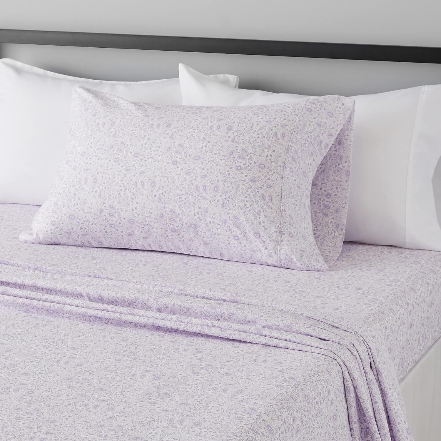 JUEGO DE SÁBANAS AMAZON BASICS MICROFIBRA 3 PIEZAS TWIN LAVANDA PAISLEY - 1