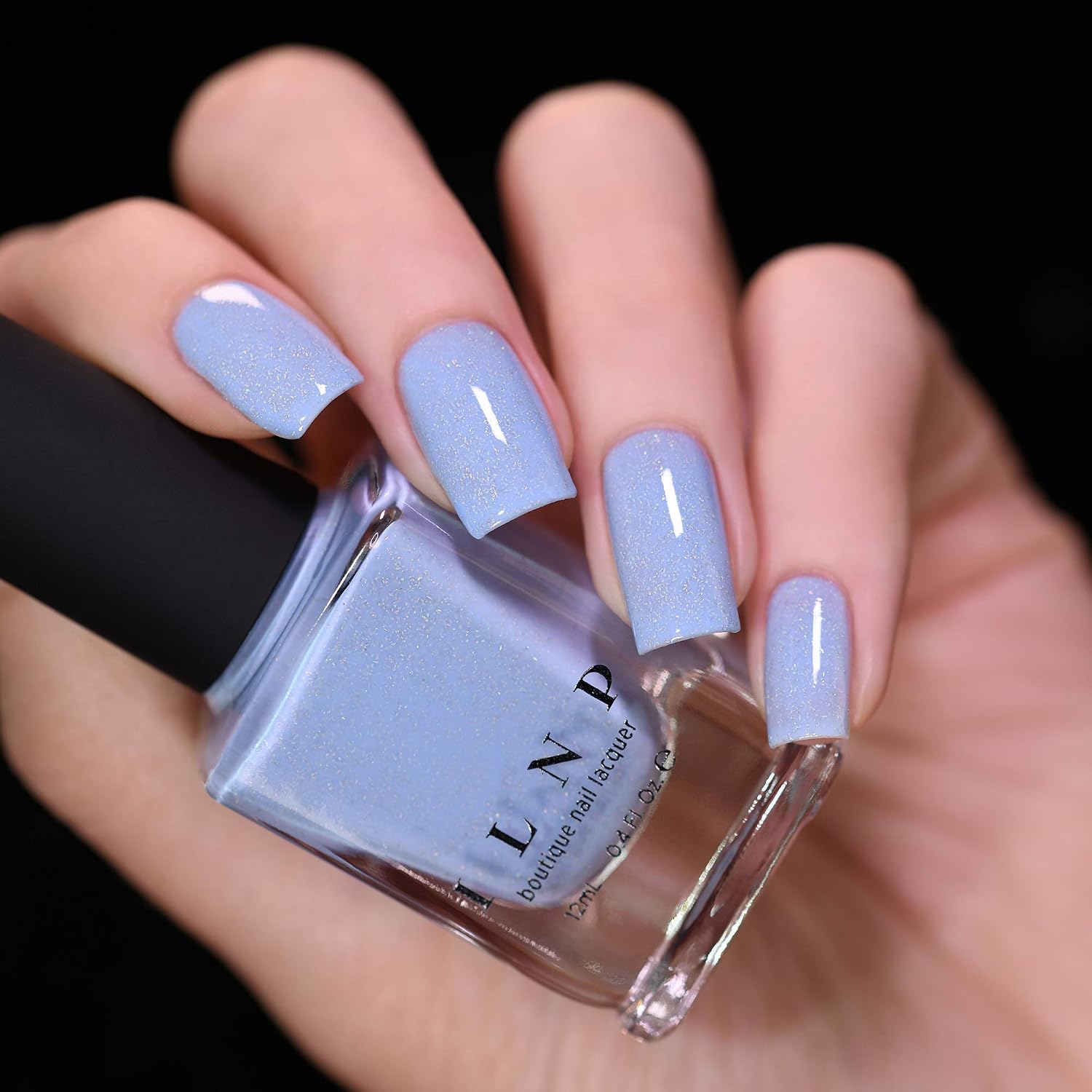 ESMALTE DE UÑAS ILNP CARRIED AWAY AZUL PERIWINKLE HOLOGRÁFICO CREMOSO - 2