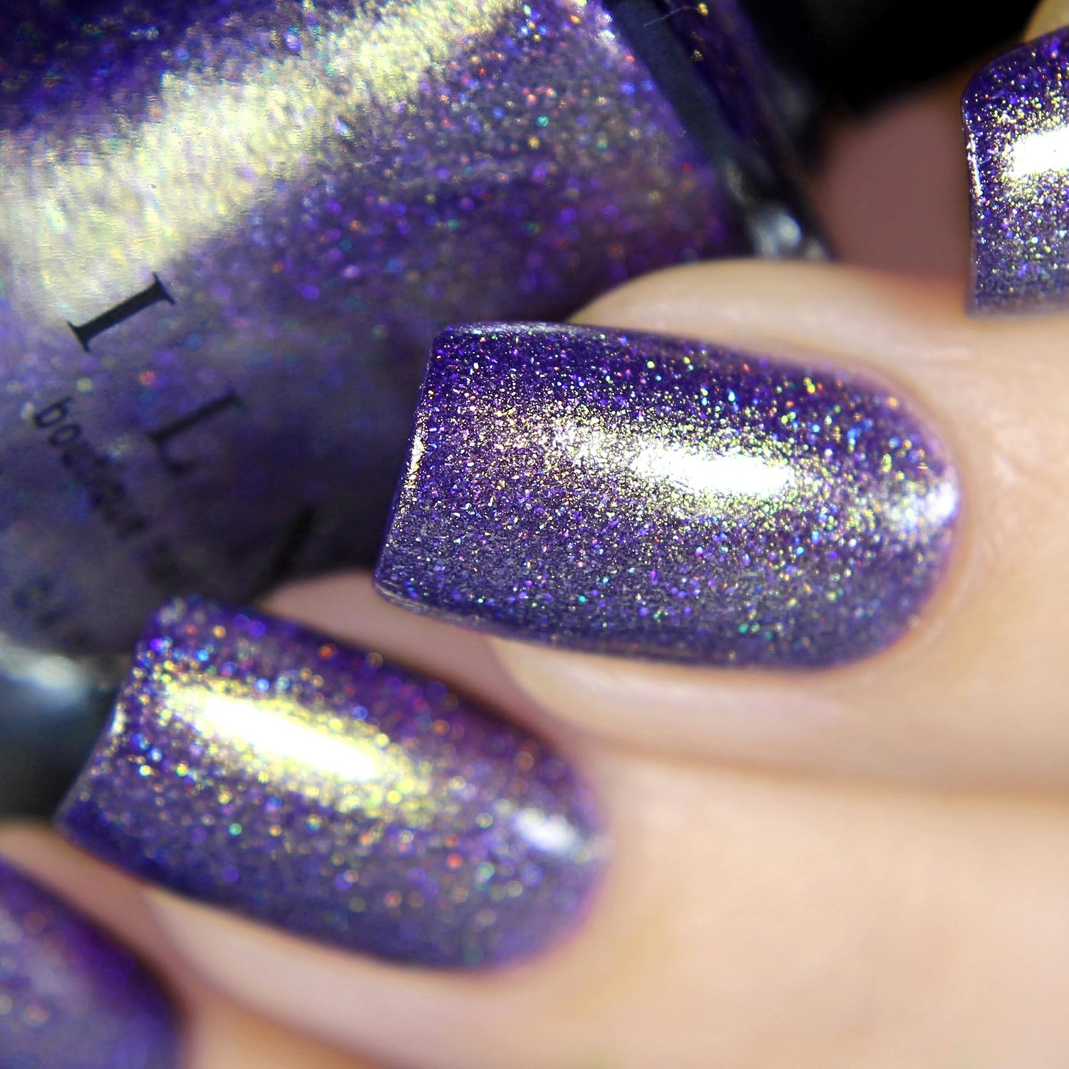 ESMALTE DE UÑAS ILNP ART DISTRICT PÚRPURA HOLOGRÁFICO - 4