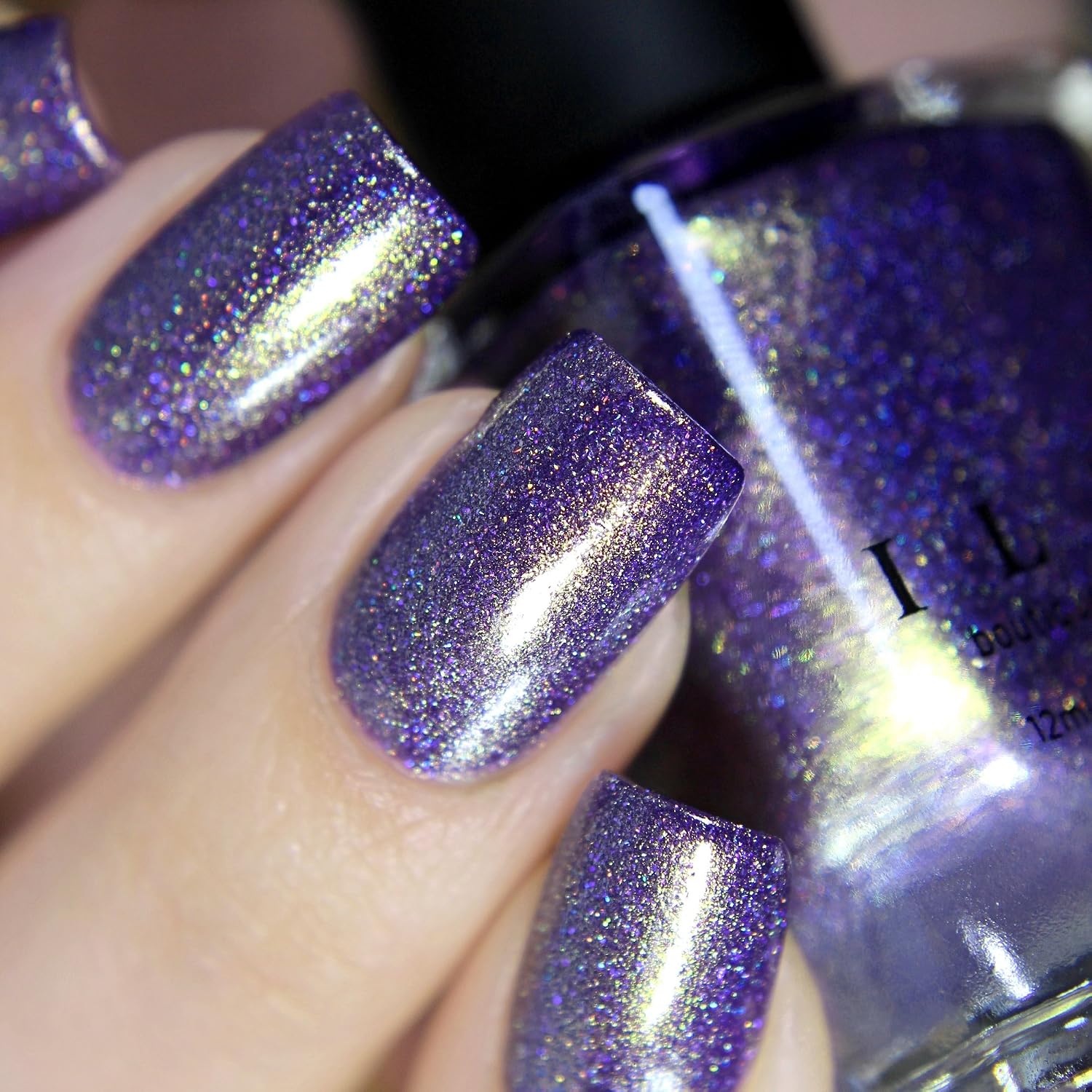 ESMALTE DE UÑAS ILNP ART DISTRICT PÚRPURA HOLOGRÁFICO - 5