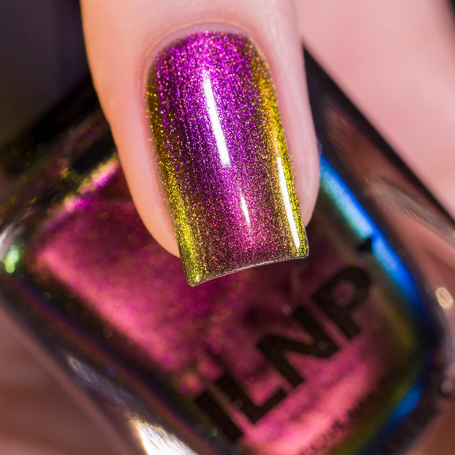 ESMALTE DE UÑAS ILNP CAMEO ULTRA CHROME ROSA A VERDE - 2