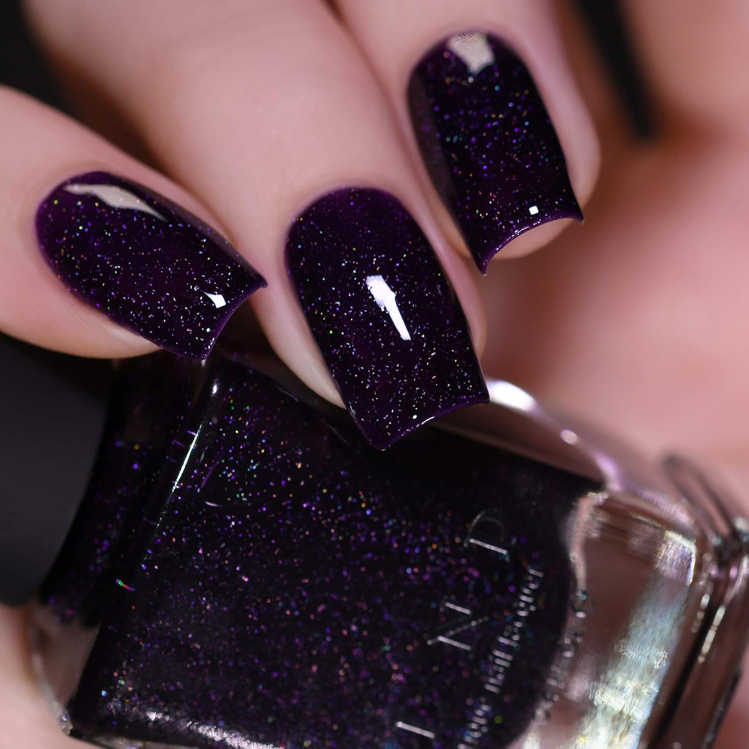ESMALTE DE UÑAS ILNP ANNABELLE HOLOGRÁFICO PÚRPURA BERENJENA OSCURO - 3