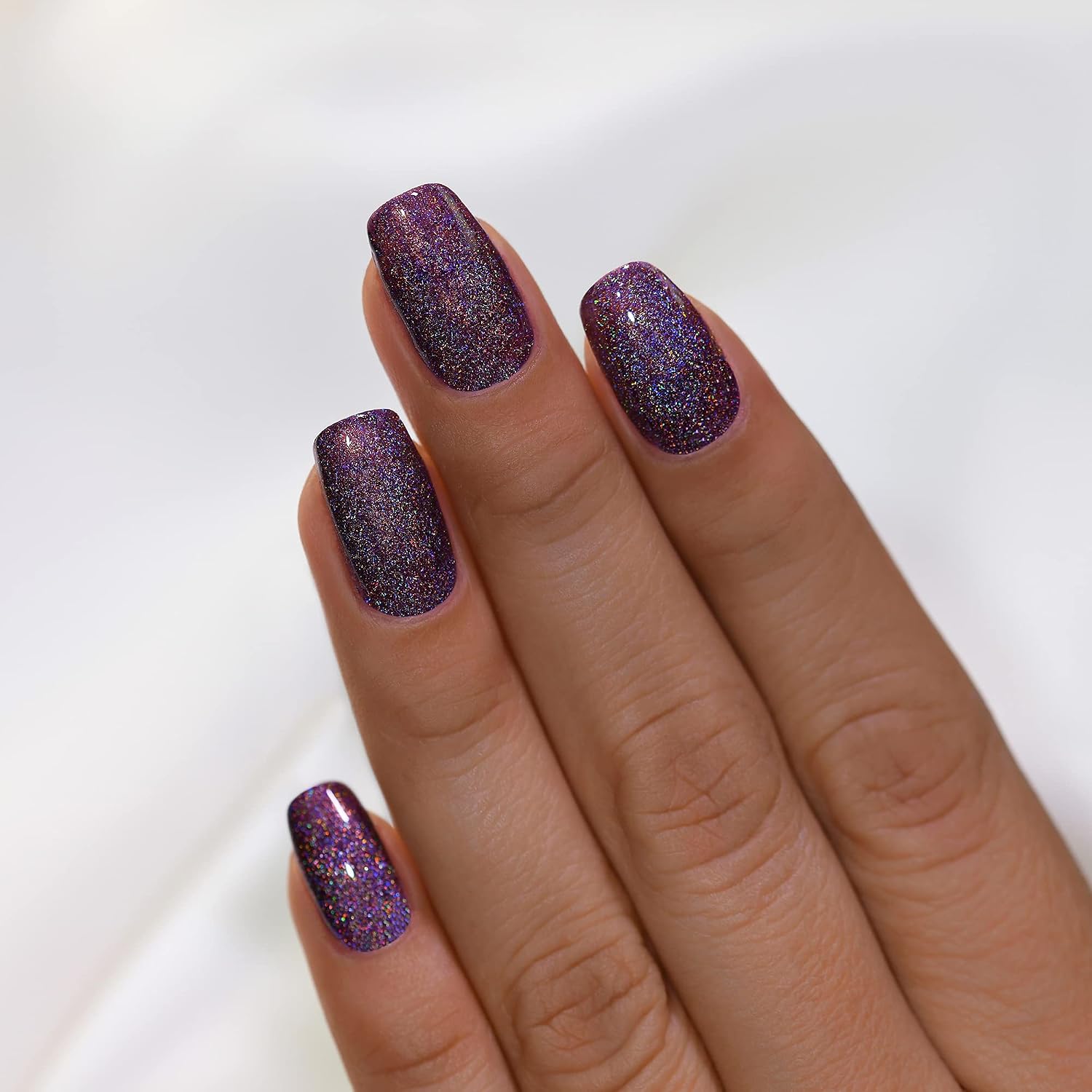 ESMALTE ILNP FIRST DANCE ULTRA HOLO CIRUELA PROFUNDO - 4
