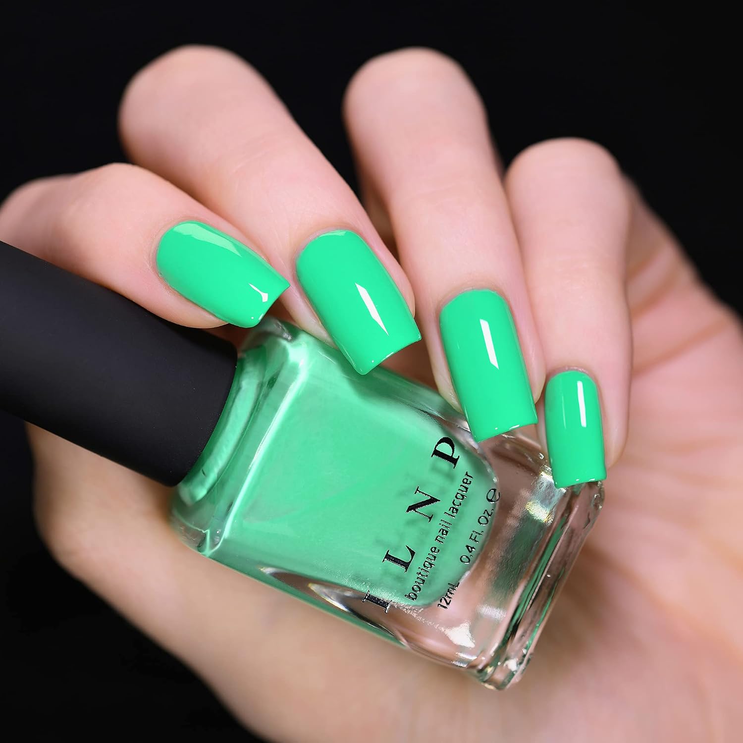 ESMALTE DE UÑAS ILNP BOTTOMS UP VERDE ESPUMA DE MAR CREMOSO - 2