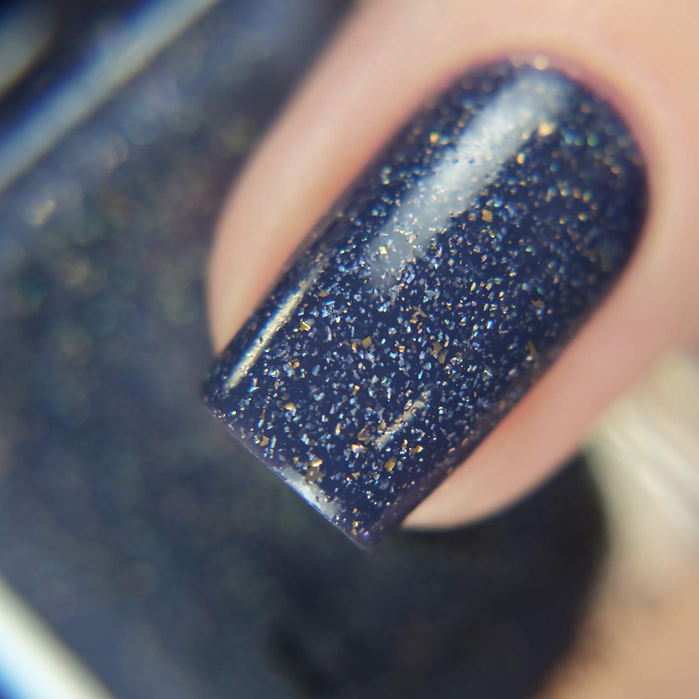 ESMALTE DE UÑAS ILNP BETTER DAYS AZUL MEDIANOCHE HOLOGRÁFICO - 5