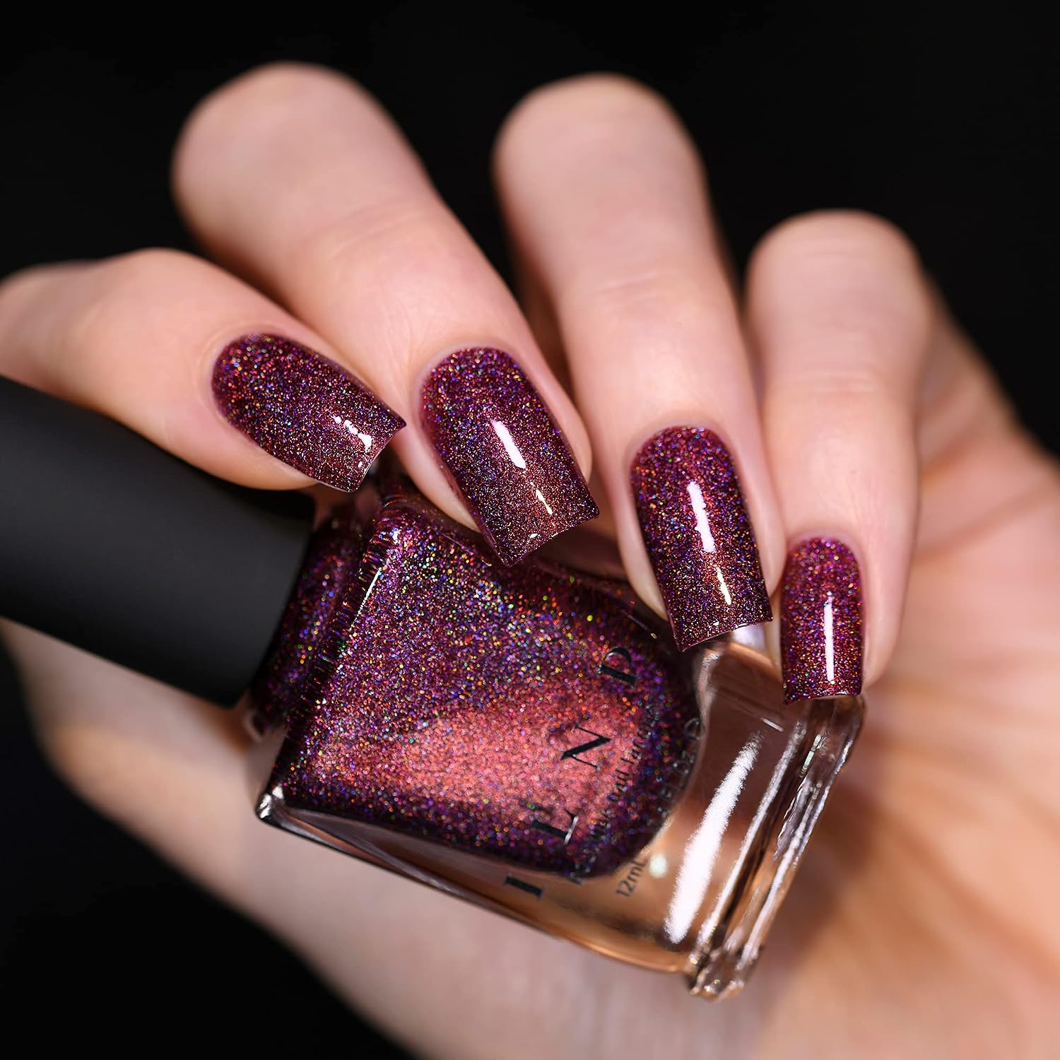 ESMALTE DE UÑAS ILNP BROADWAY VINO SATURADO ULTRA HOLO - 2