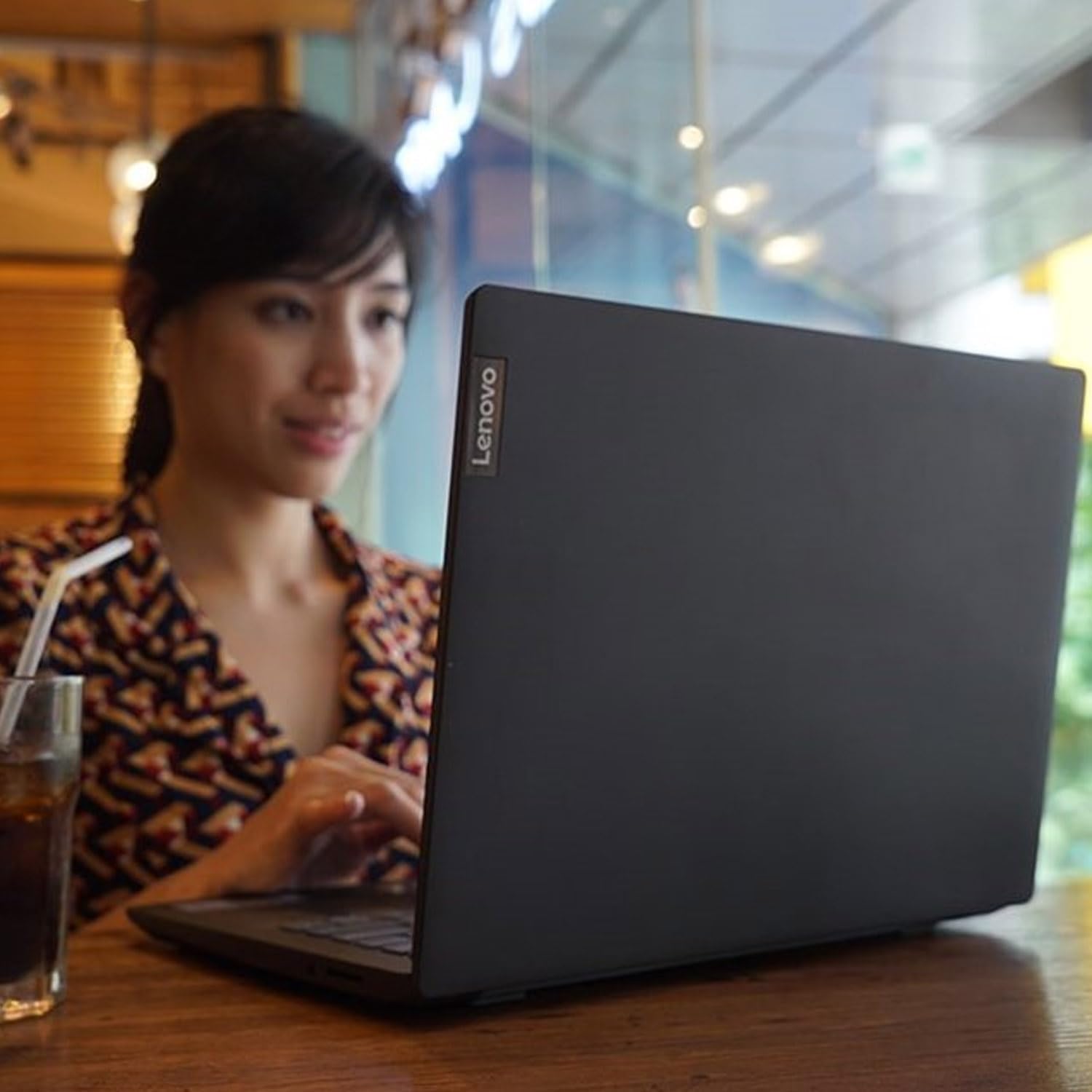 LAPTOP LENOVO V15 GEN 4 BUSINESS 15.6' FHD INTEL CORE I5-13420H 16GB RAM 2TB SSD WINDOWS 11 PRO NEGRO - 5