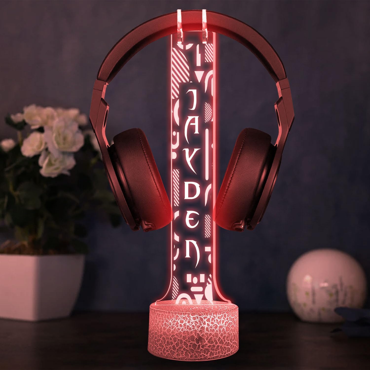 SOPORTE PARA AUDÍFONOS GAMER GIANTBIGHANDS CON LUCES LED RGB Y NOMBRE PERSONALIZADO - 2