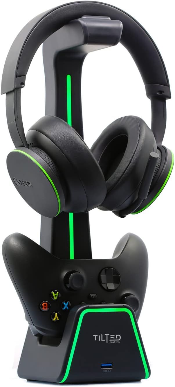 SOPORTE PARA AUDÍFONOS Y CARGADOR TILTED NATION PHANTOM 3 EN 1 PARA PS5 Y XBOX SERIES X - 1