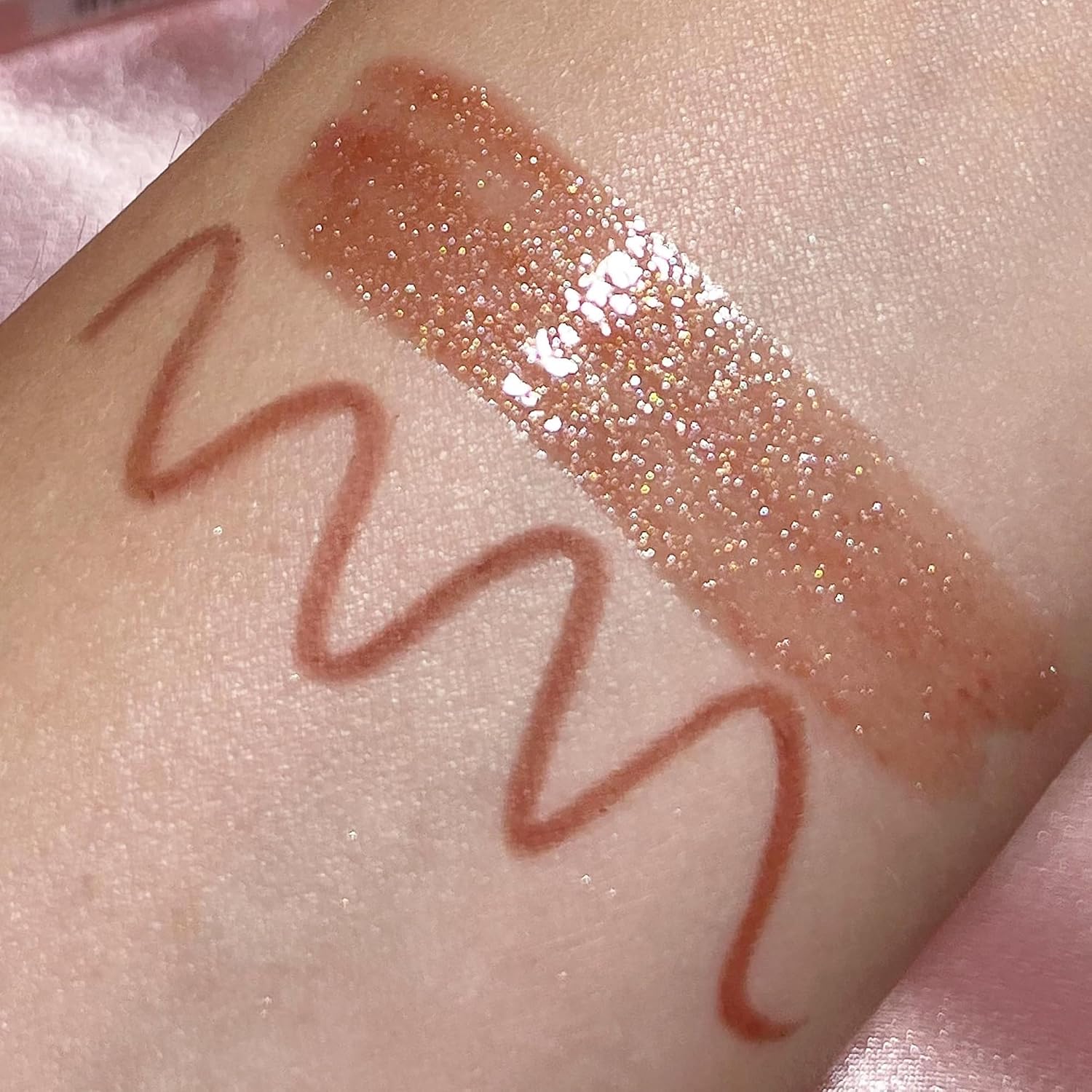 SET DE MAQUILLAJE COLOURPOP BEST BESTIES LÁPIZ DE LABIOS Y GLOSS DUO BFF 2 E IT GIRL - 5