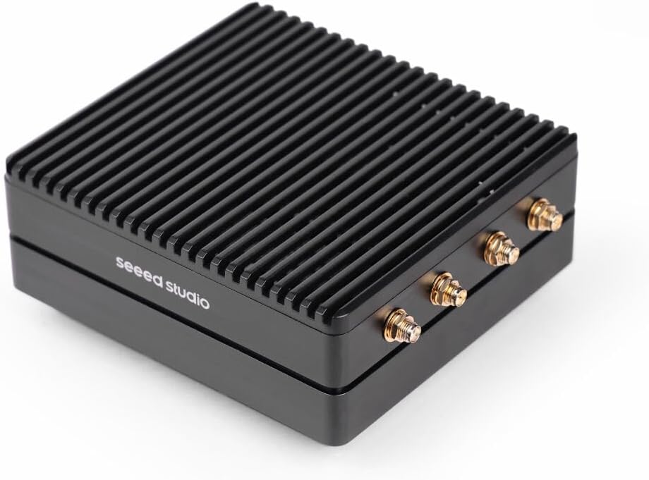 COMPUTADORA EDGE AI SEEED STUDIO RECOMPUTER J4012B CON NVIDIA JETSON ORIN NX 16GB - 1