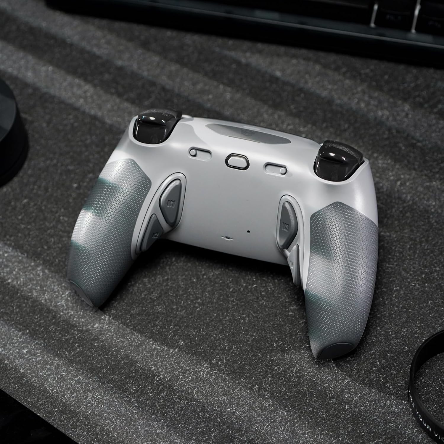 CONTROL INALÁMBRICO HEXGAMING PHANTOM PARA PS5 COLOR GRIS 1994 - 3