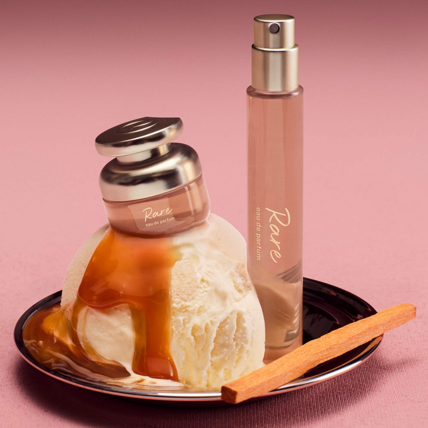 SET MINI RARE EAU DE PARFUM CON VAINILLA Y CARAMELO RARE BEAUTY - 4