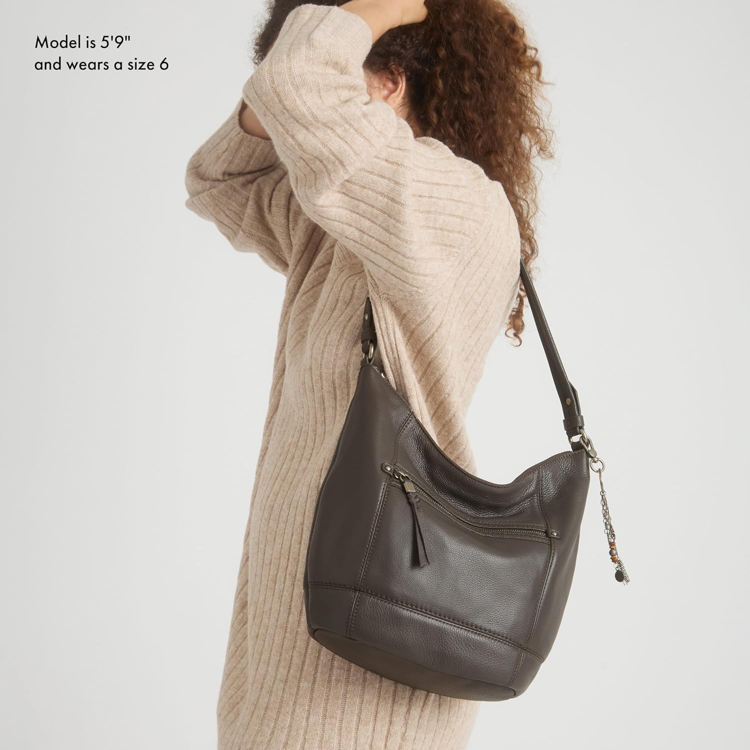 BOLSO HOBO DE CUERO THE SAK SEQUOIA GRANDE CON BOLSILLO CON CIERRE - 2