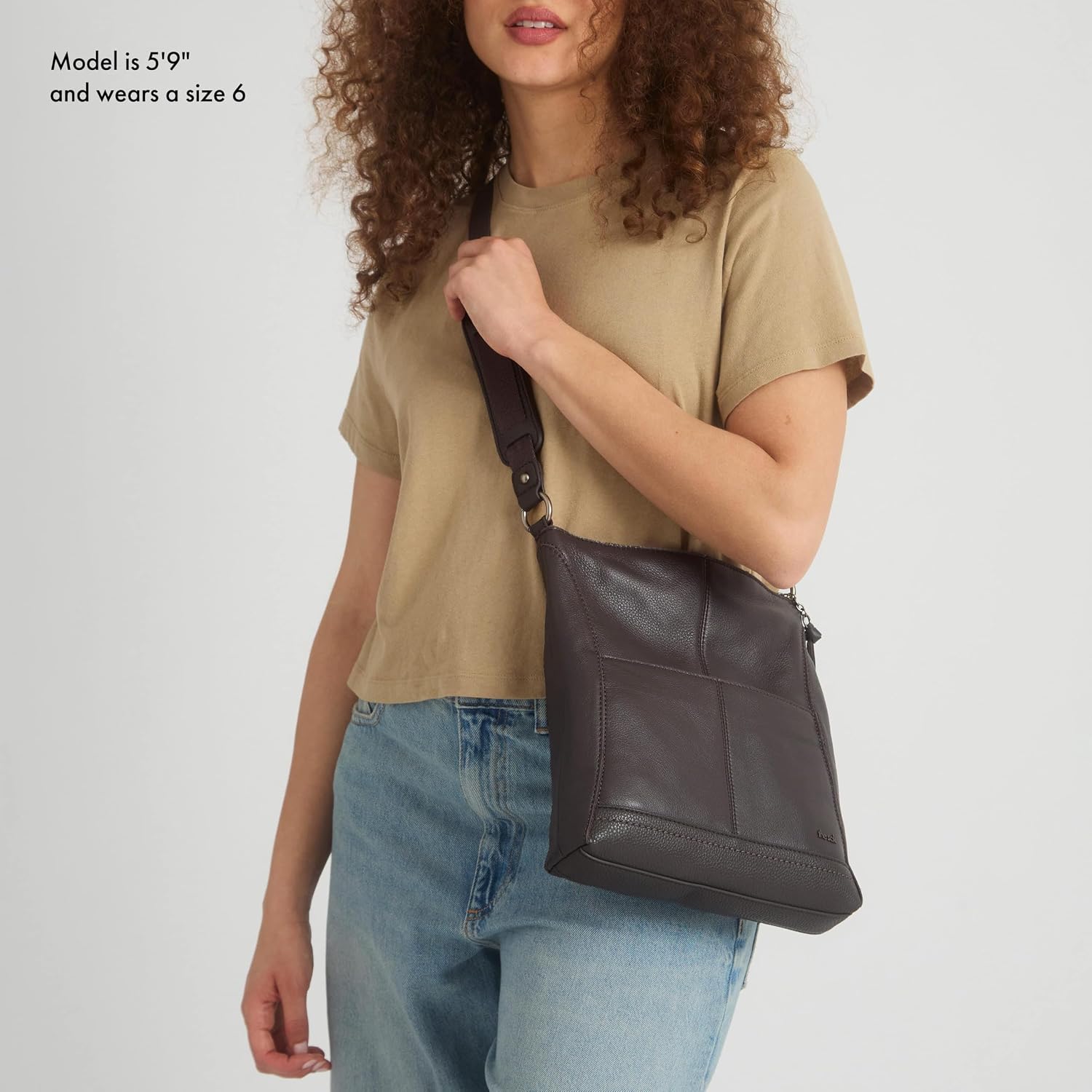 BOLSO CRUZADO THE SAK LUCIA DE CUERO CON CIERRE Y CORREA AJUSTABLE - 2
