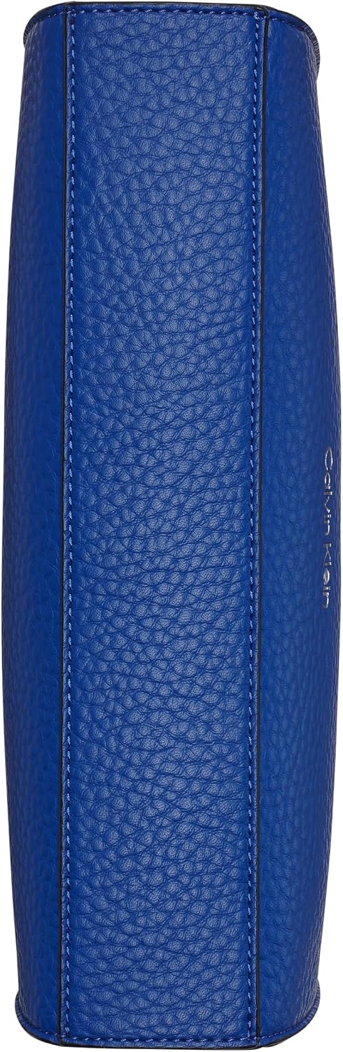BOLSO CRUZADO CALVIN KLEIN GARNET PARA MUJER COLOR GRANATE - 5