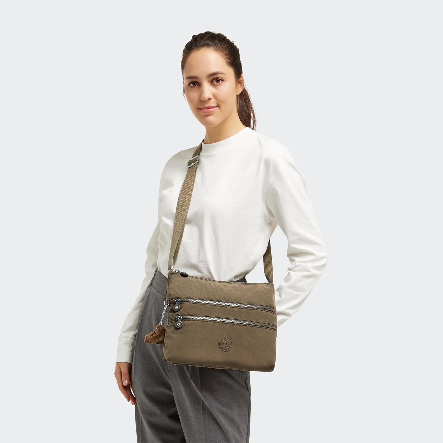 BOLSO CRUZADO KIPLING ALVAR PARA MUJER NYLON LIVIANO - 2