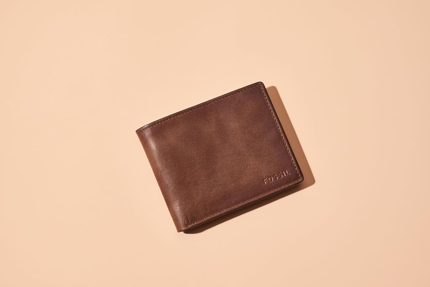 BILLETERA PARA HOMBRE FOSSIL DERRICK DE CUERO CON BLOQUEO RFID BIFOLD CON FLIP ID MARRÓN - 5