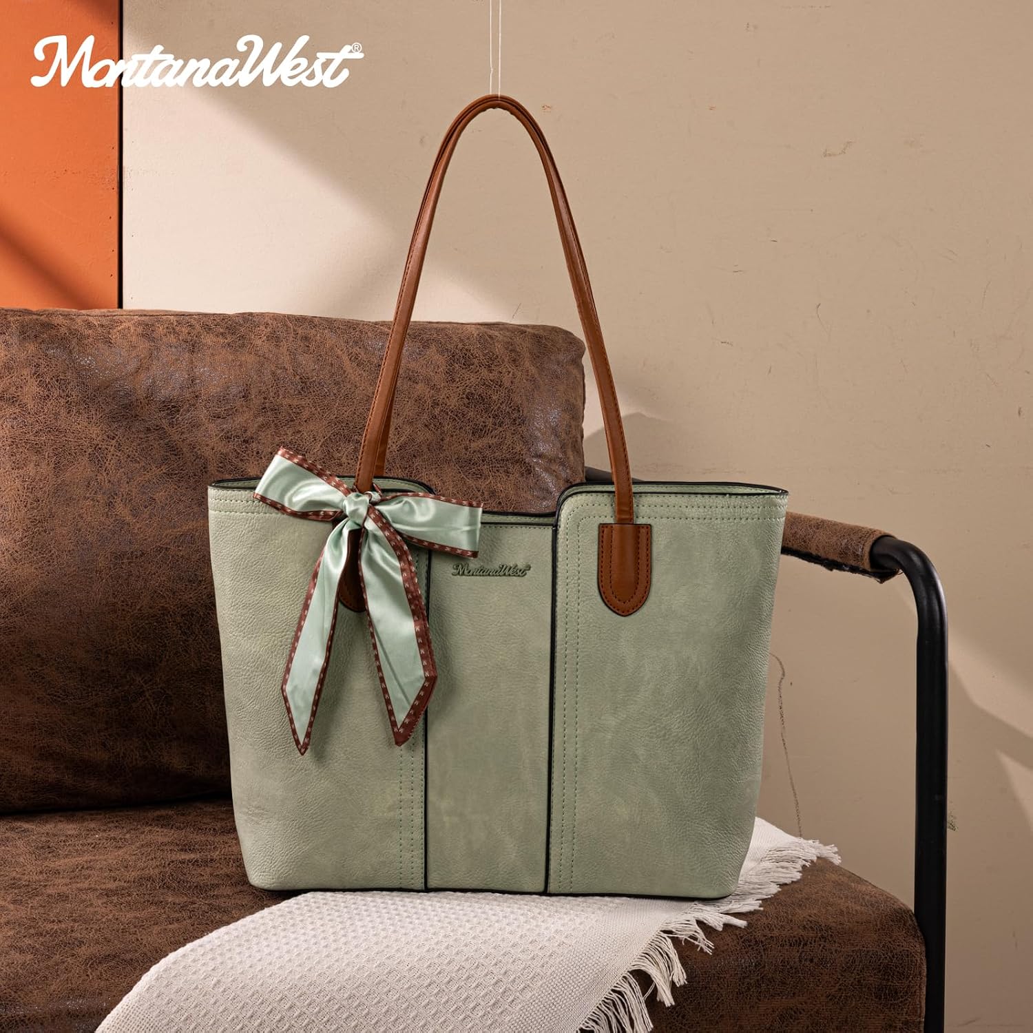 BOLSO TOTE MONTANA WEST MWC-323GN VERDE PASTEL CON BUFANDA - 3