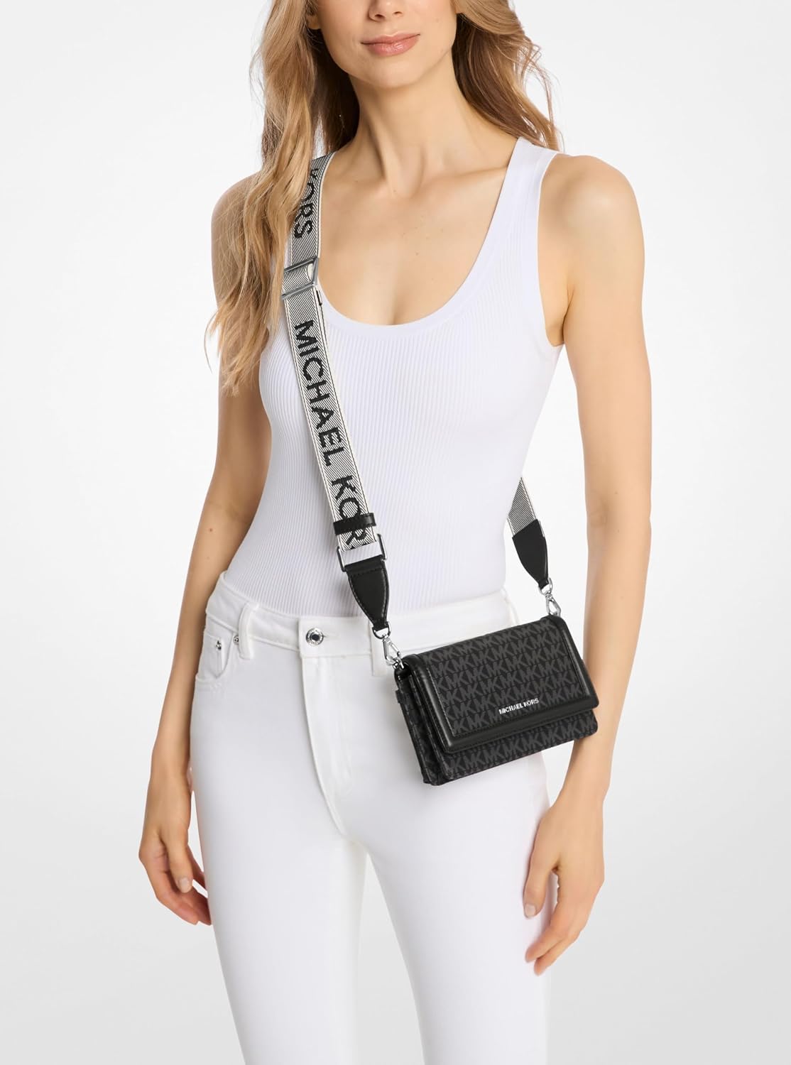 BOLSO CRUZADO PEQUEÑO MICHAEL KORS JET SET CON CORREA PARA TELÉFONO - 4