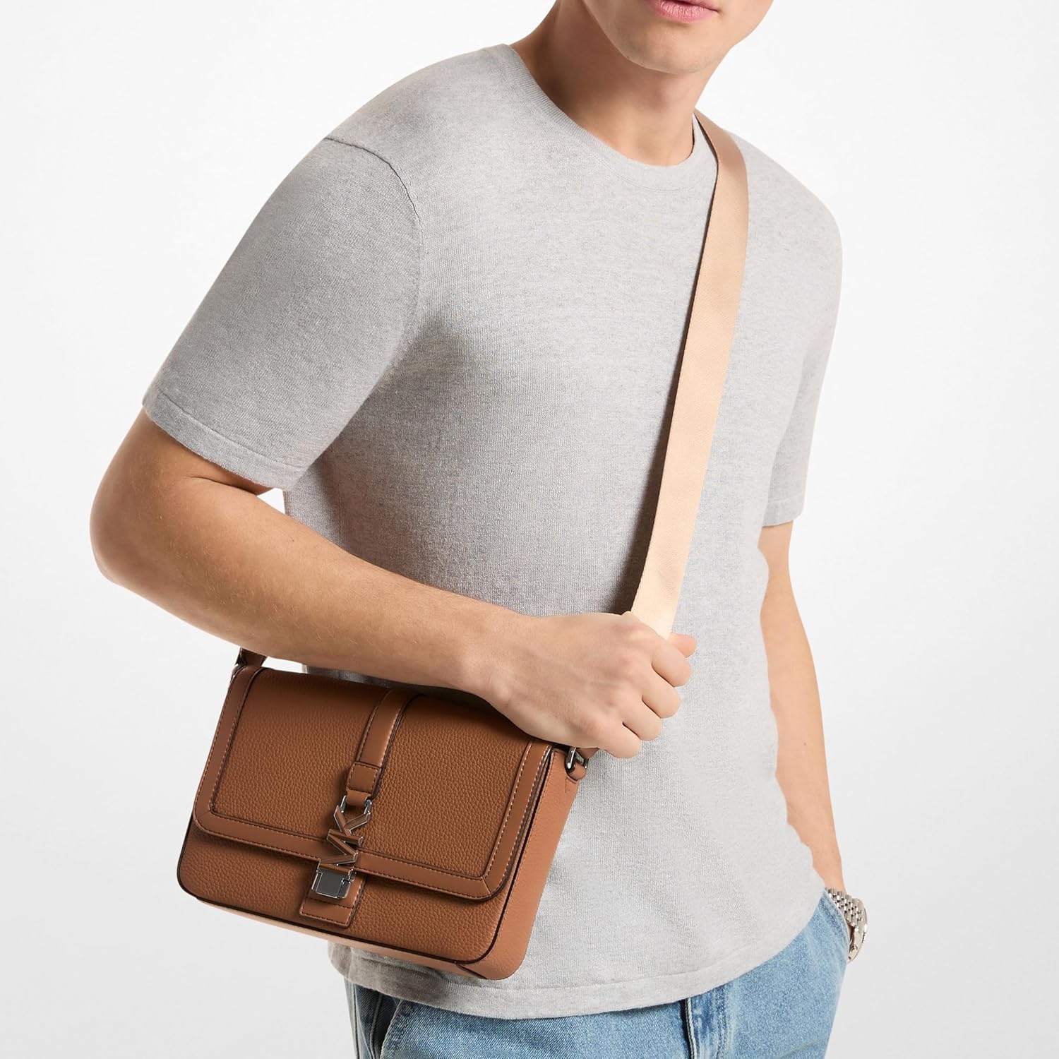 BOLSO CRUZADO MICHAEL KORS EZRA MINI DE CUERO PEBBLE - 2