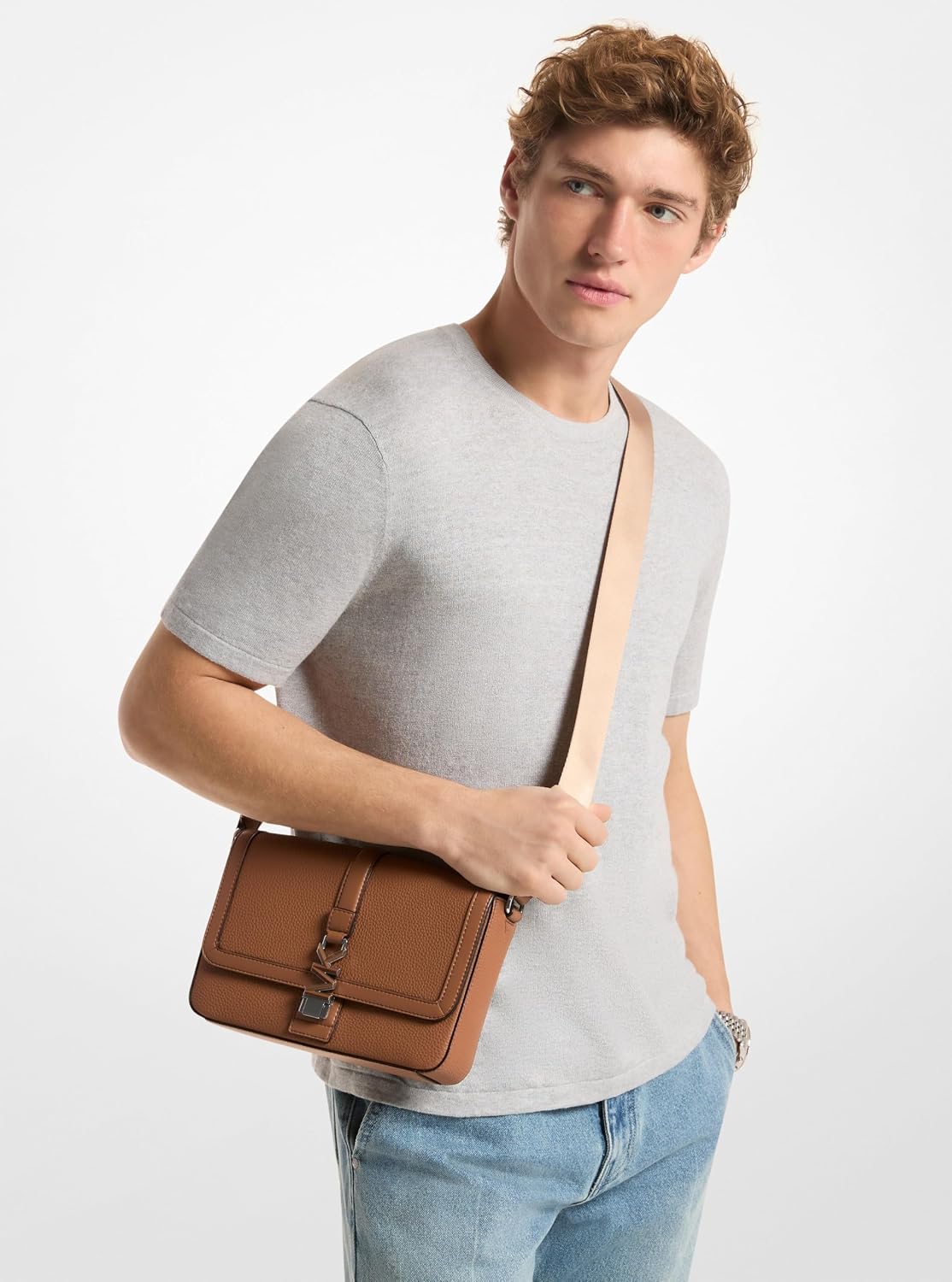 BOLSO CRUZADO MICHAEL KORS EZRA MINI DE CUERO PEBBLE - 4
