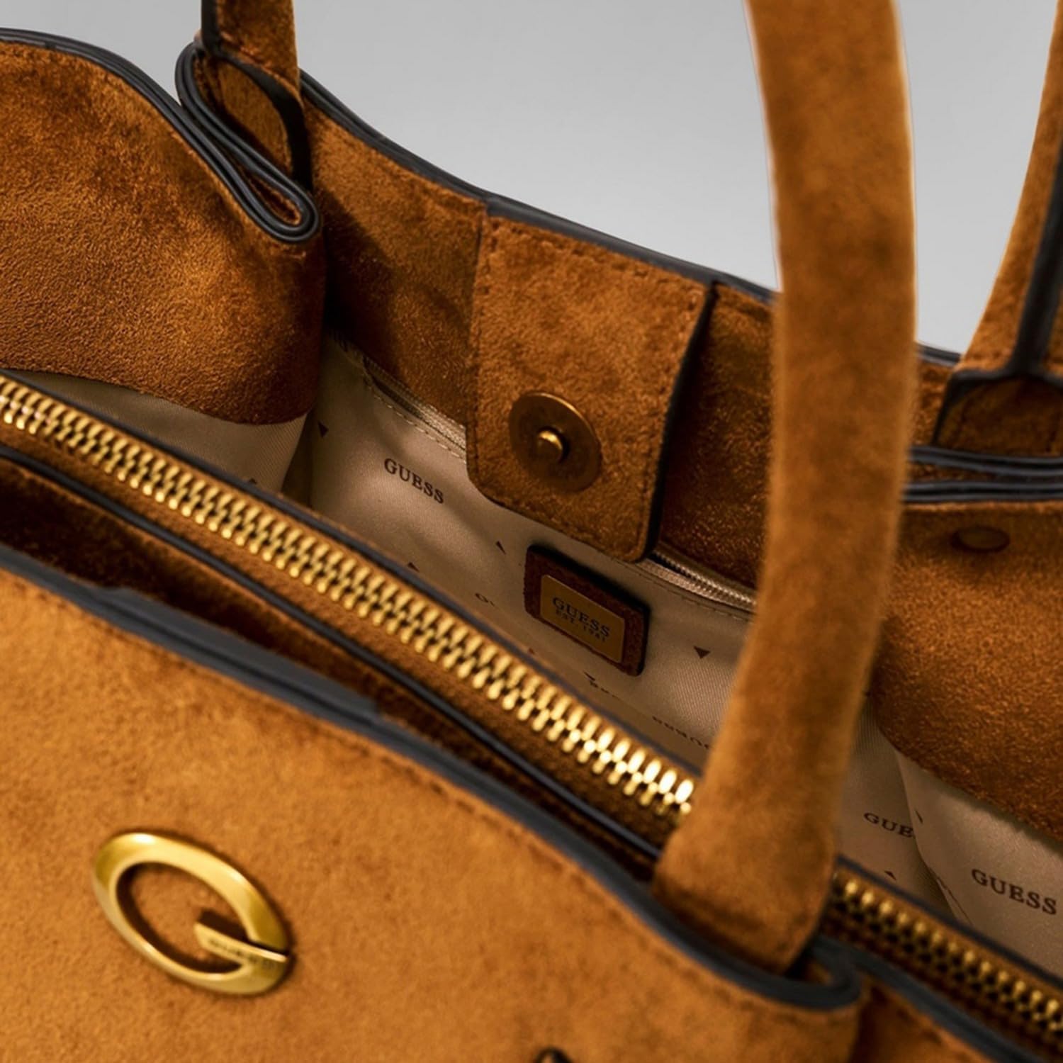 BOLSO SATCHEL GUESS ALLEGRA DE CUERO SINTÉTICO - 2