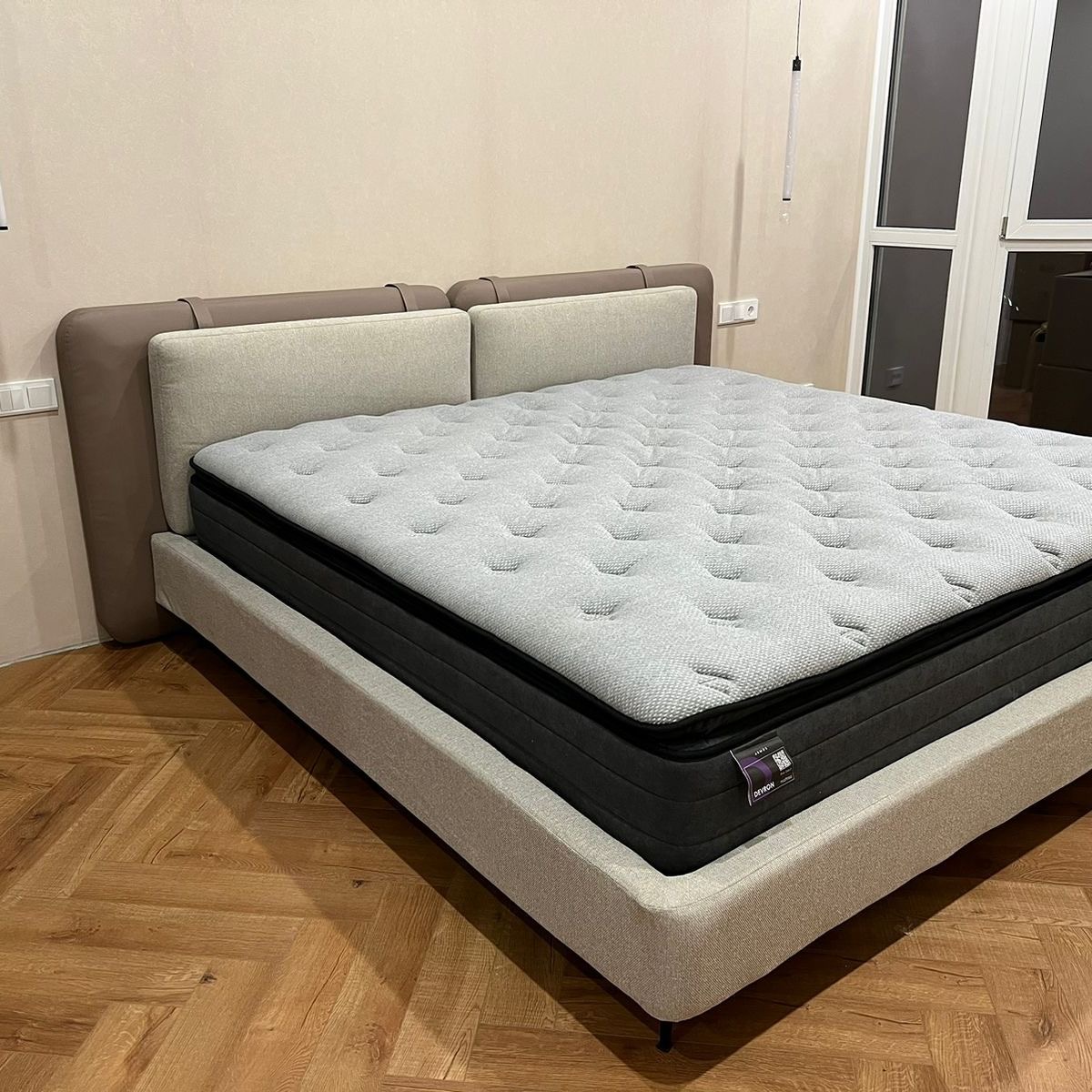ABADON CABECERA 2 PLAZAS - CUERO VEGANO Y TIPO CHENILLE - 2