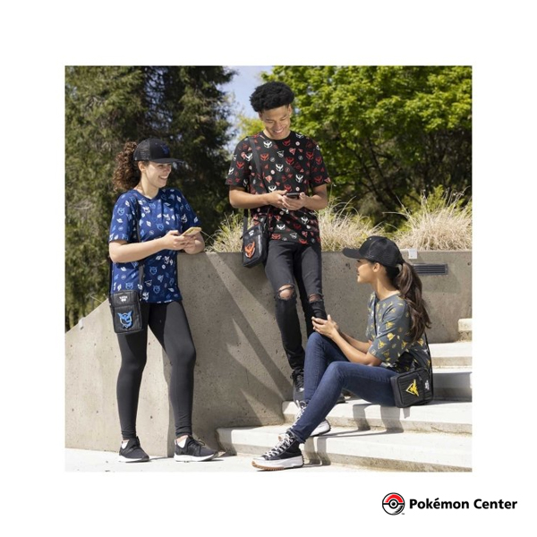 POKEMON CENTER POLO TEAM MYSTIC TALLA M - 4
