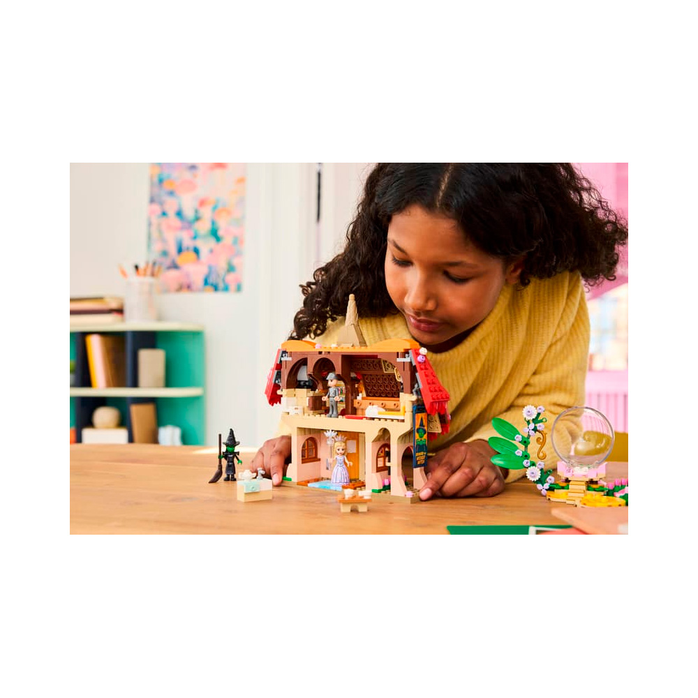 LEGO WICKED GLINDA ELPHABA VISIT MUNCHKINLAND 75690 - 2