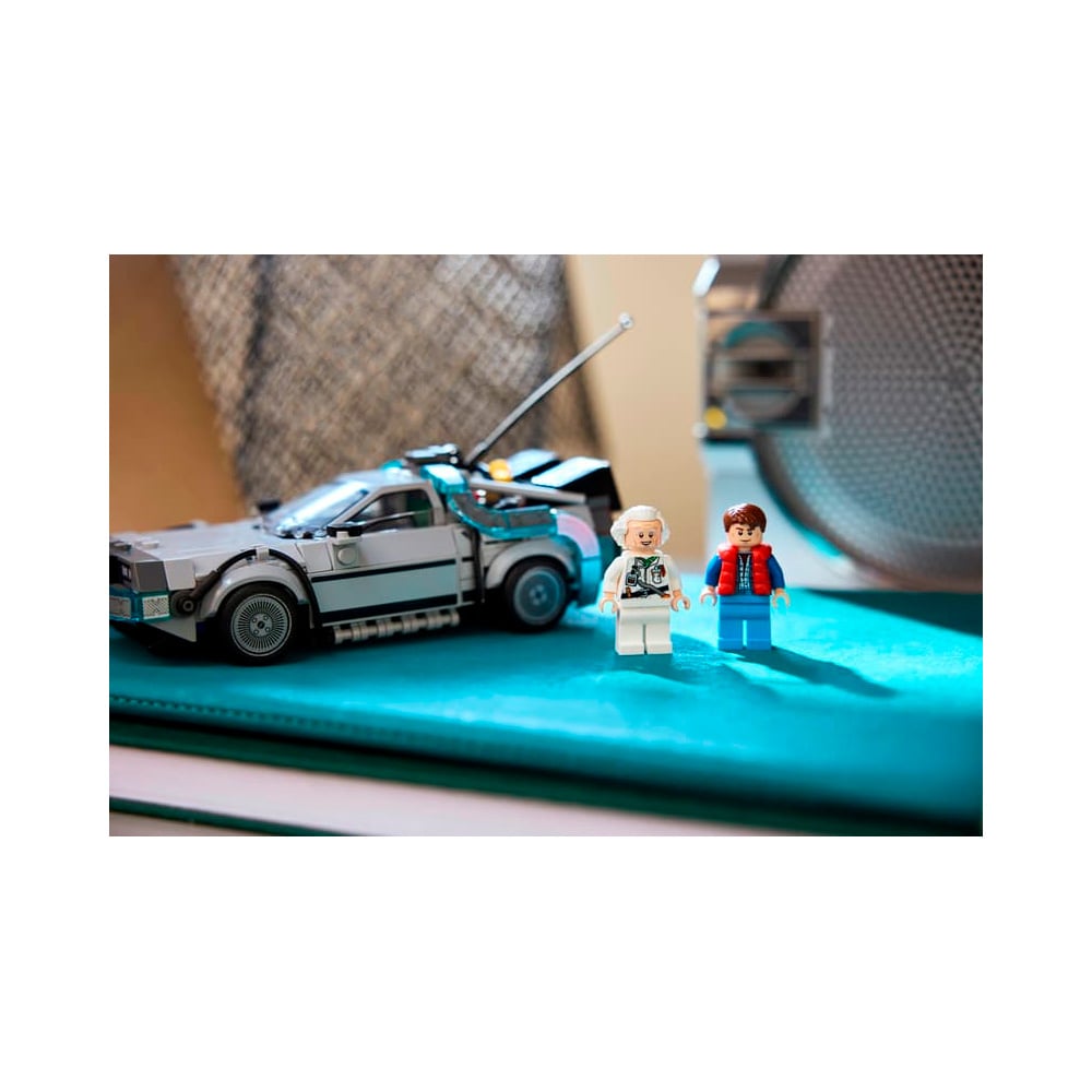 LEGO SPEED TIME MACHINE FROM BACK TO THE FUTURE 77256 - 2