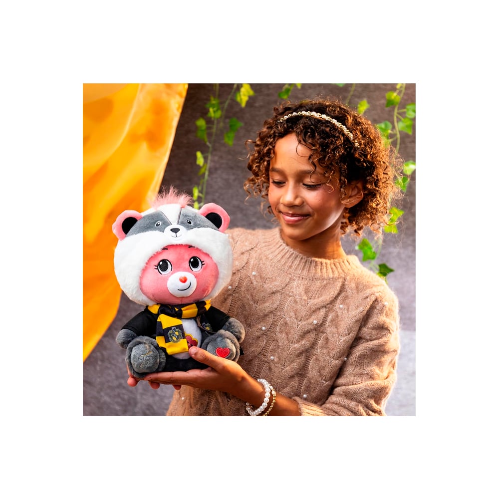PELUCHE CARE BEARS HARRY POTTER HUFFLEPUFF HOUSE 30 CM - 2
