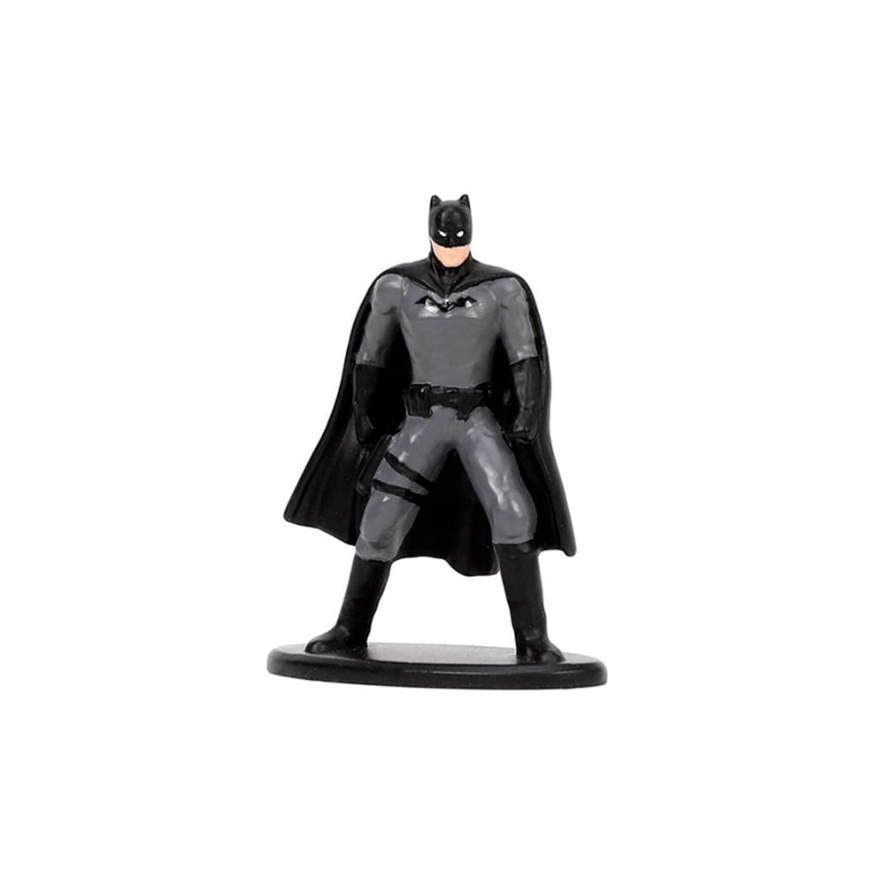 JADA TOYS 1 32 SCALE BATMOBILE BATMAN ACTION - 3