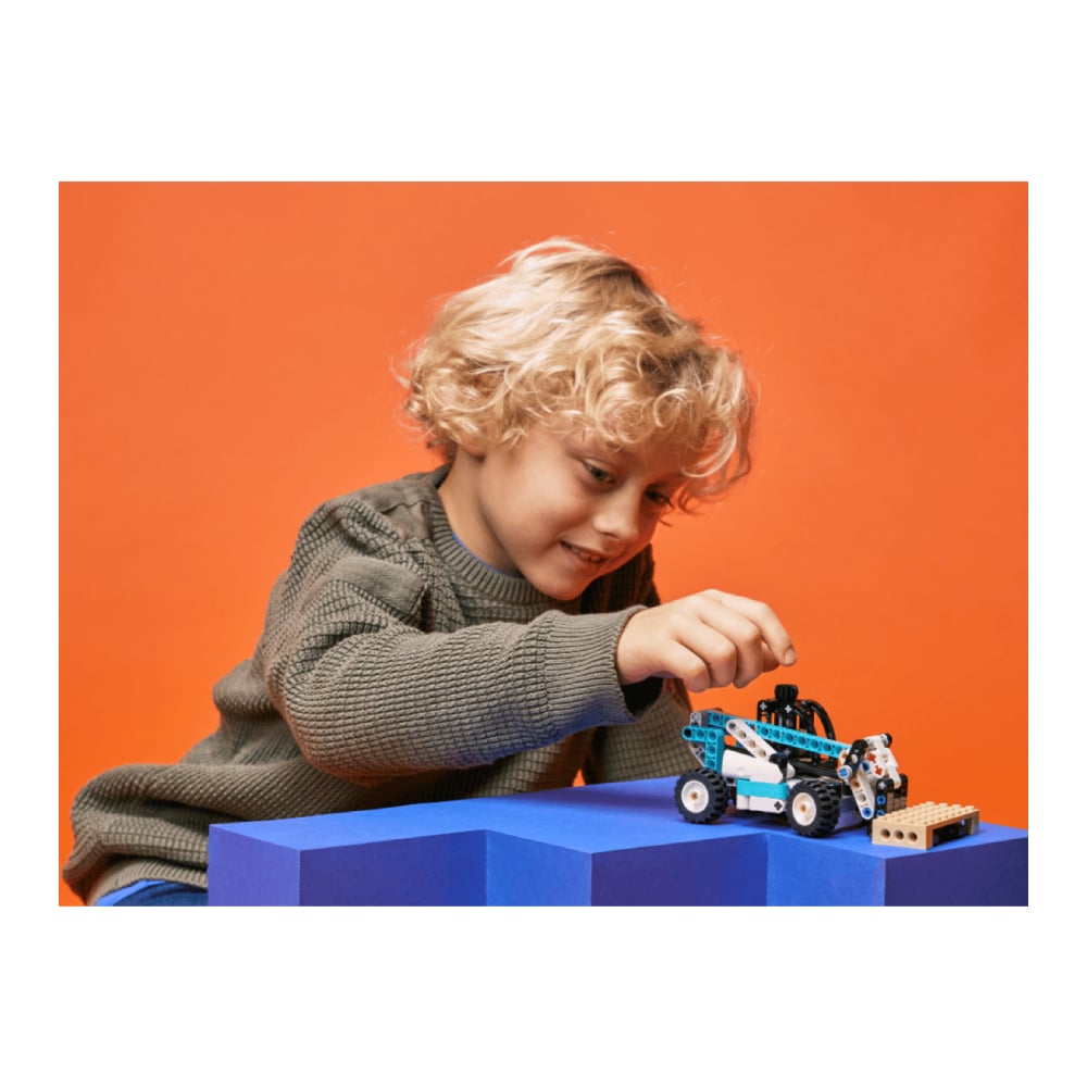 LEGO TECHNIC 2 IN 1 TELEHANDLER FORKLIFT TO TOW TRUCK 42133 - 2