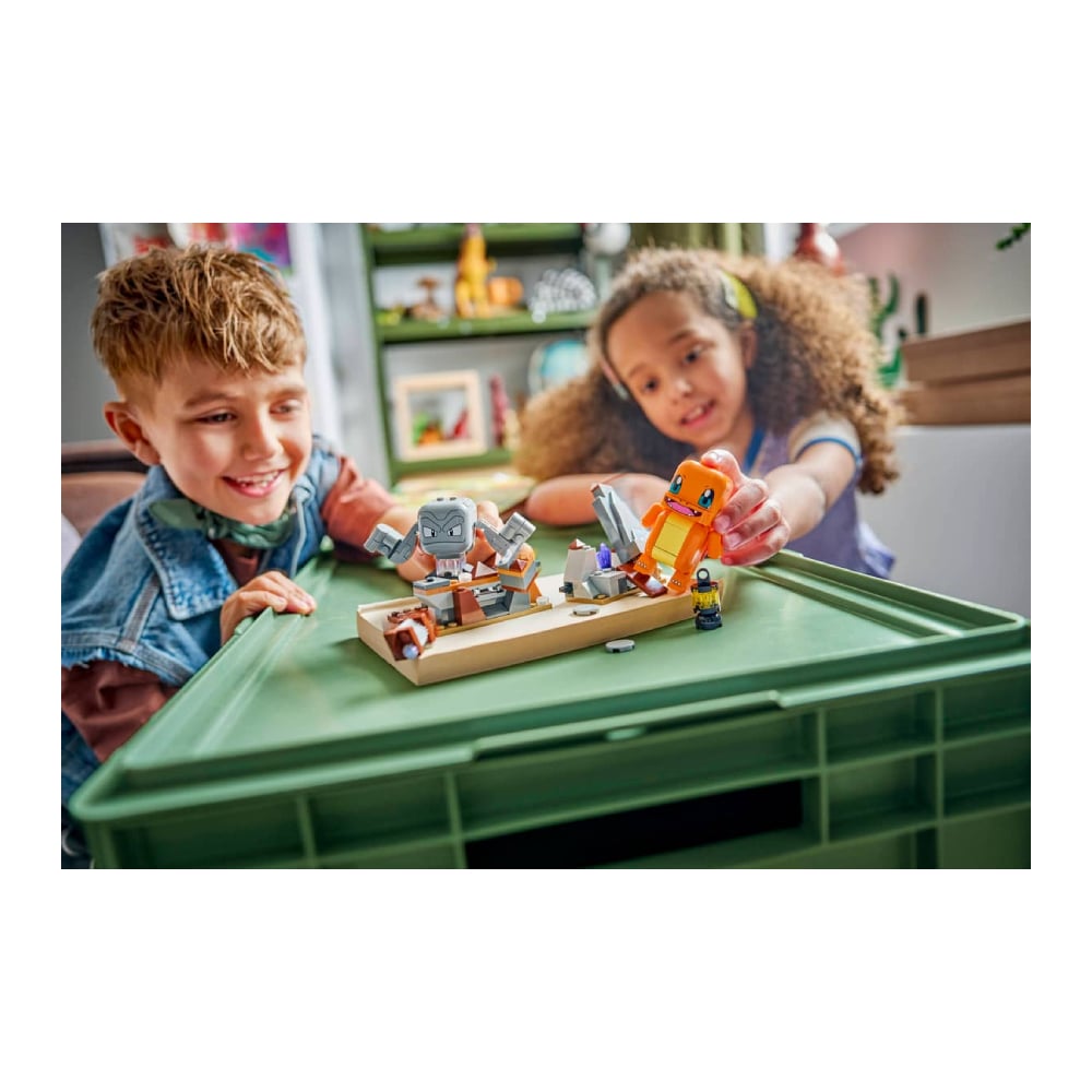 LEGO POKEMON CHARMANDER AND GEODUDE CAVERN CLASH 72157 - 2